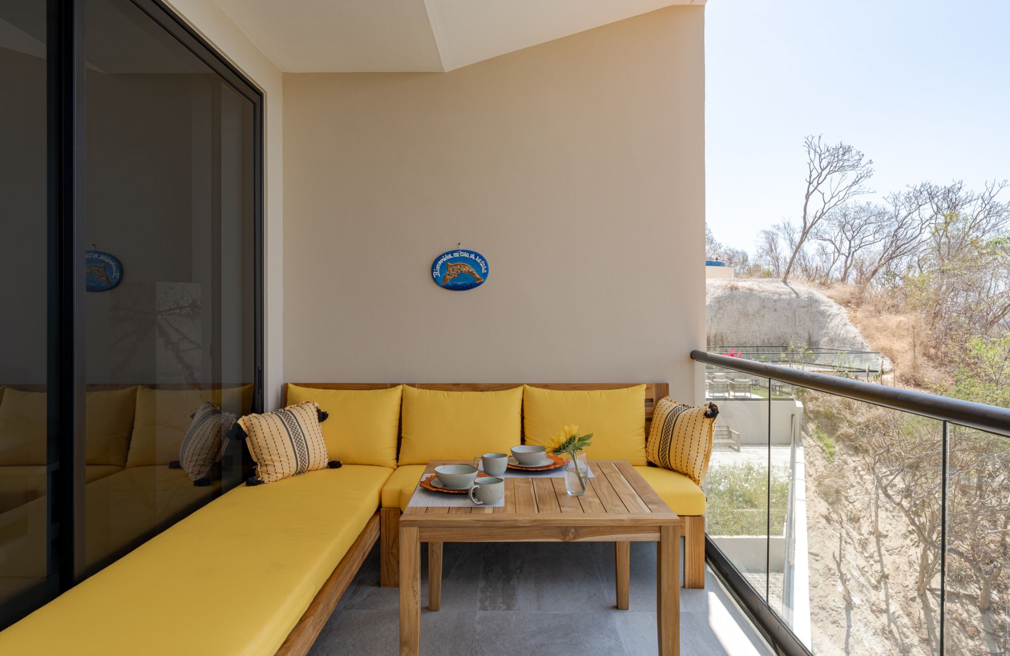 Beach front condominium, beach club with ocean access, spa, gym, yoga, golf and hotel services, pre-construction, for sale Huatulco.