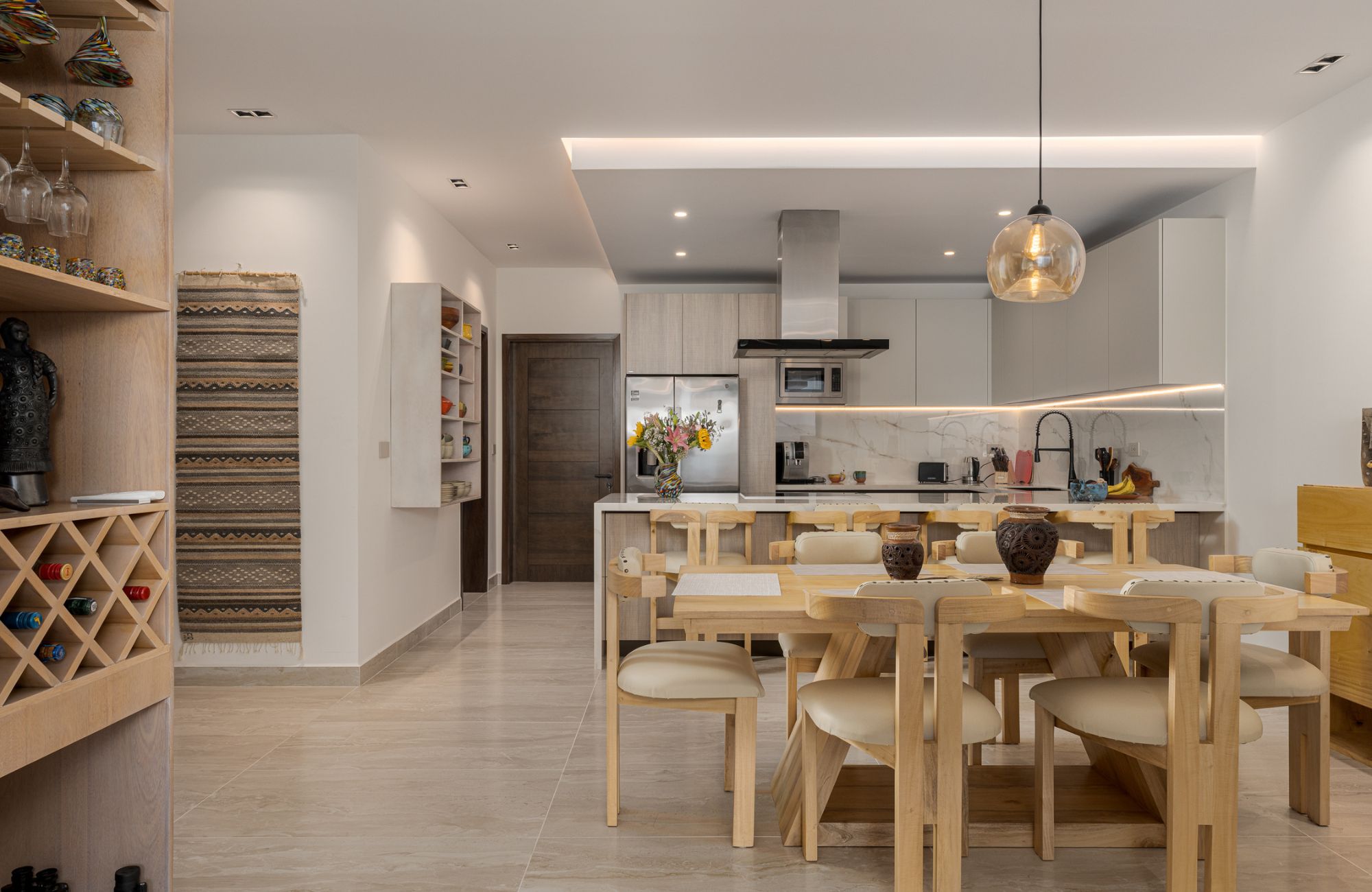 Beach front condominium, beach club with ocean access, spa, gym, yoga, golf and hotel services, pre-construction, for sale Huatulco.