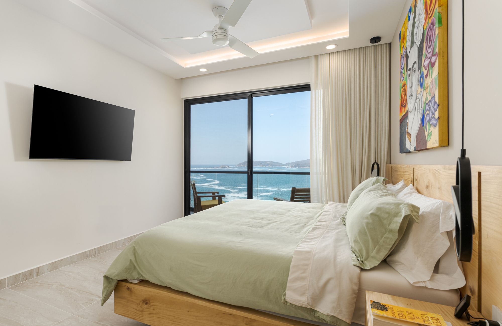 Beach front condominium, beach club with ocean access, spa, gym, yoga, golf and hotel services, pre-construction, for sale Huatulco.