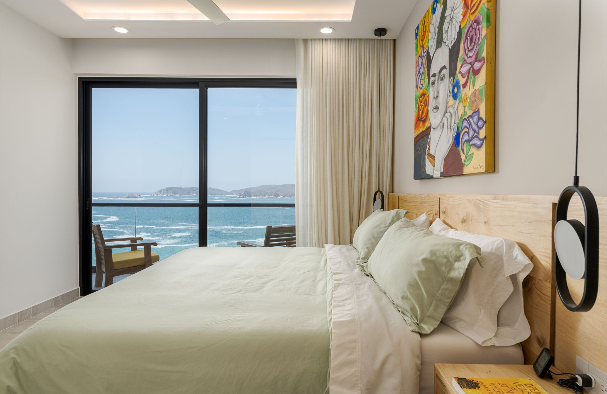 Beach front condominium, beach club with ocean access, spa, gym, yoga, golf and hotel services, pre-construction, for sale Huatulco.