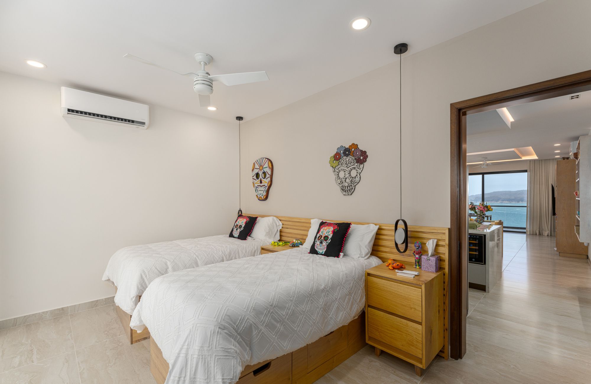 Beach front condominium, beach club with ocean access, spa, gym, yoga, golf and hotel services, pre-construction, for sale Huatulco.