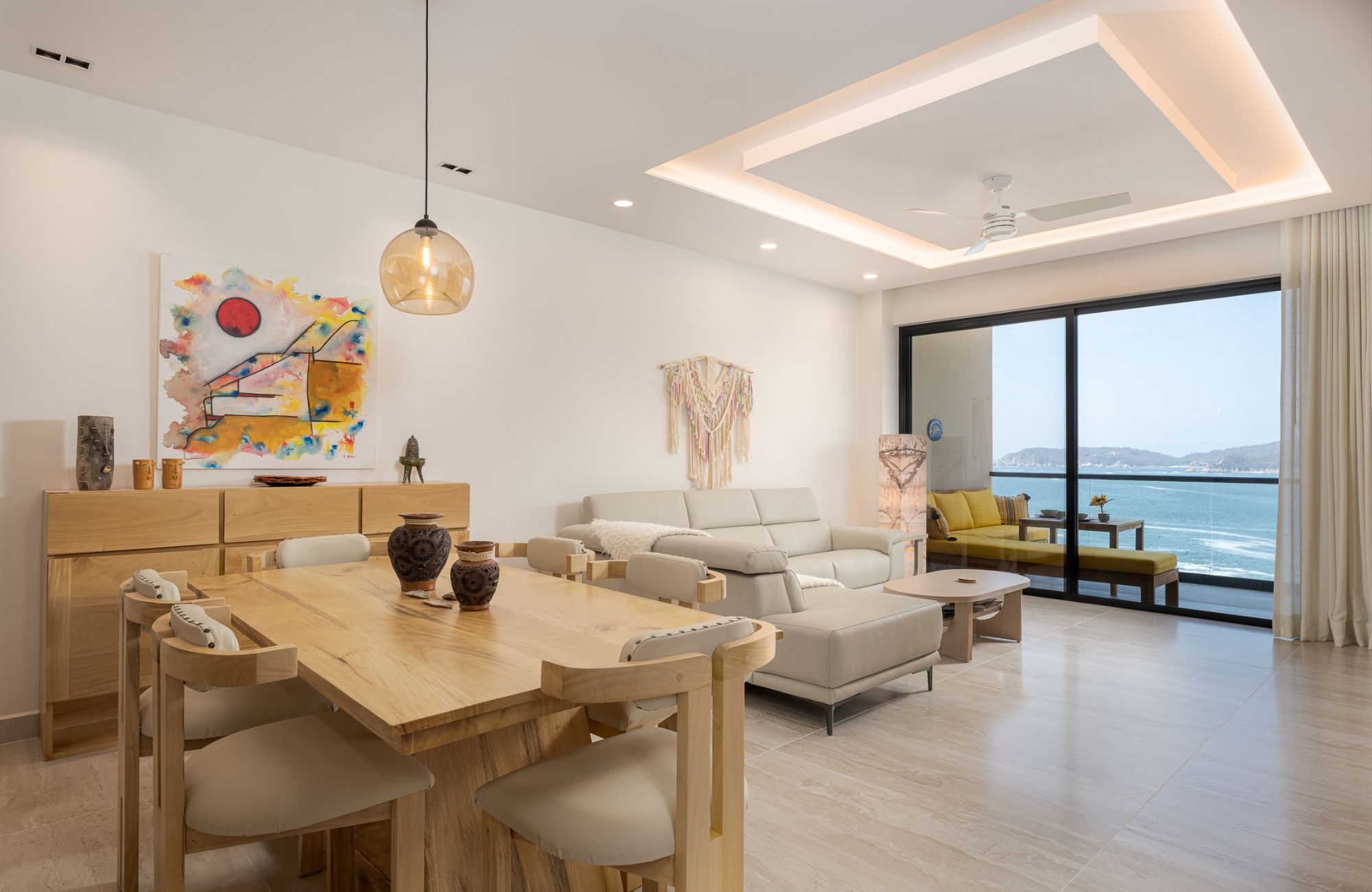 Beach front condominium, beach club with ocean access, spa, gym, yoga, golf and hotel services, pre-construction, for sale Huatulco.