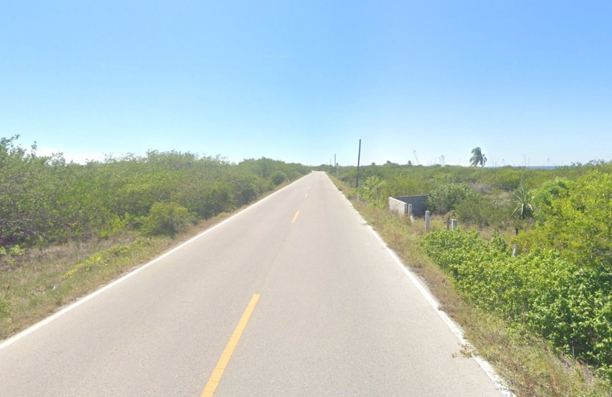 604 m2 land, clubhouses, pet-park, gardens and more. For sale Merida.