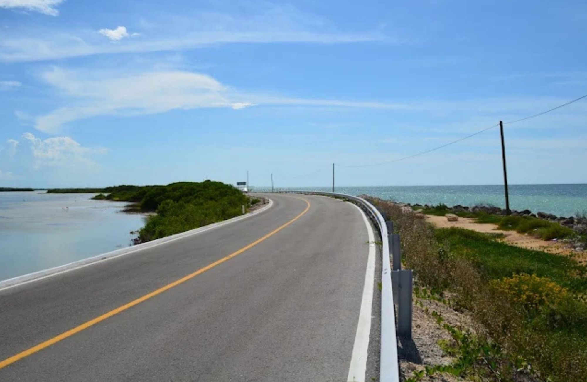 604 m2 land, clubhouses, pet-park, gardens and more. For sale Merida.