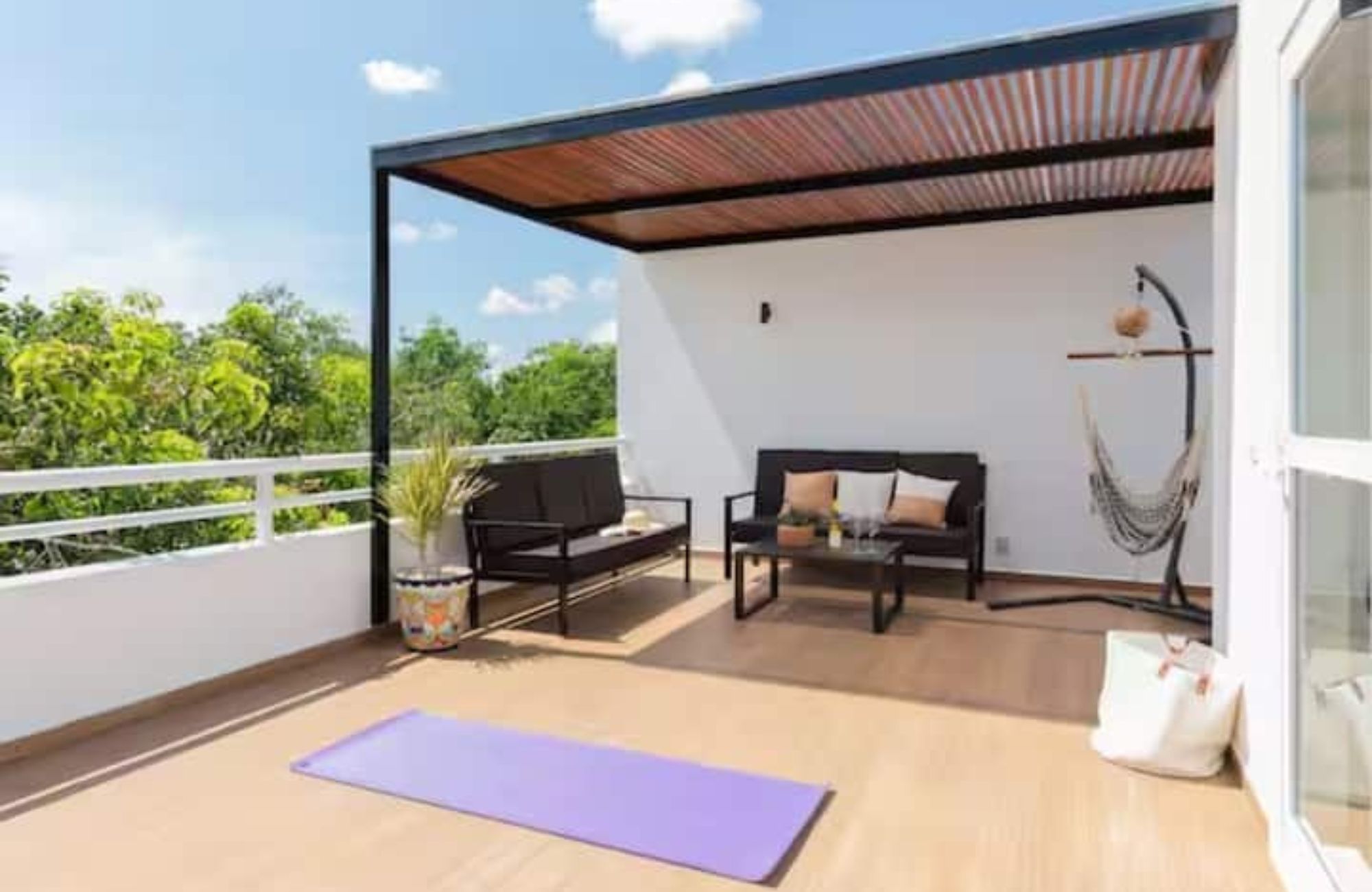 1 bedroom Penthouse with art walk, Boho style commercial area, green areas, 5 star hotel services in Tulum, sale.