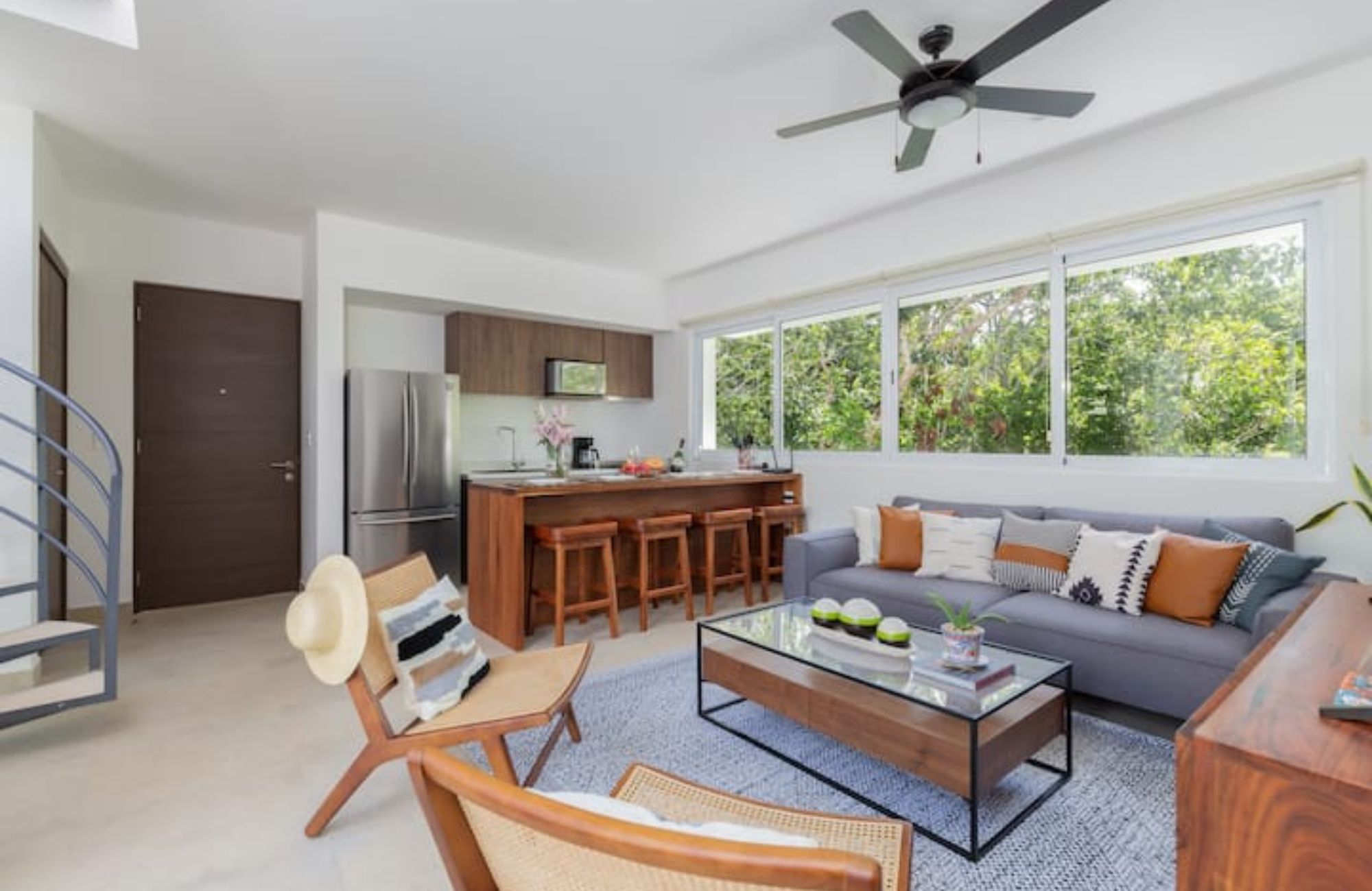 1 bedroom Penthouse with art walk, Boho style commercial area, green areas, 5 star hotel services in Tulum, sale.