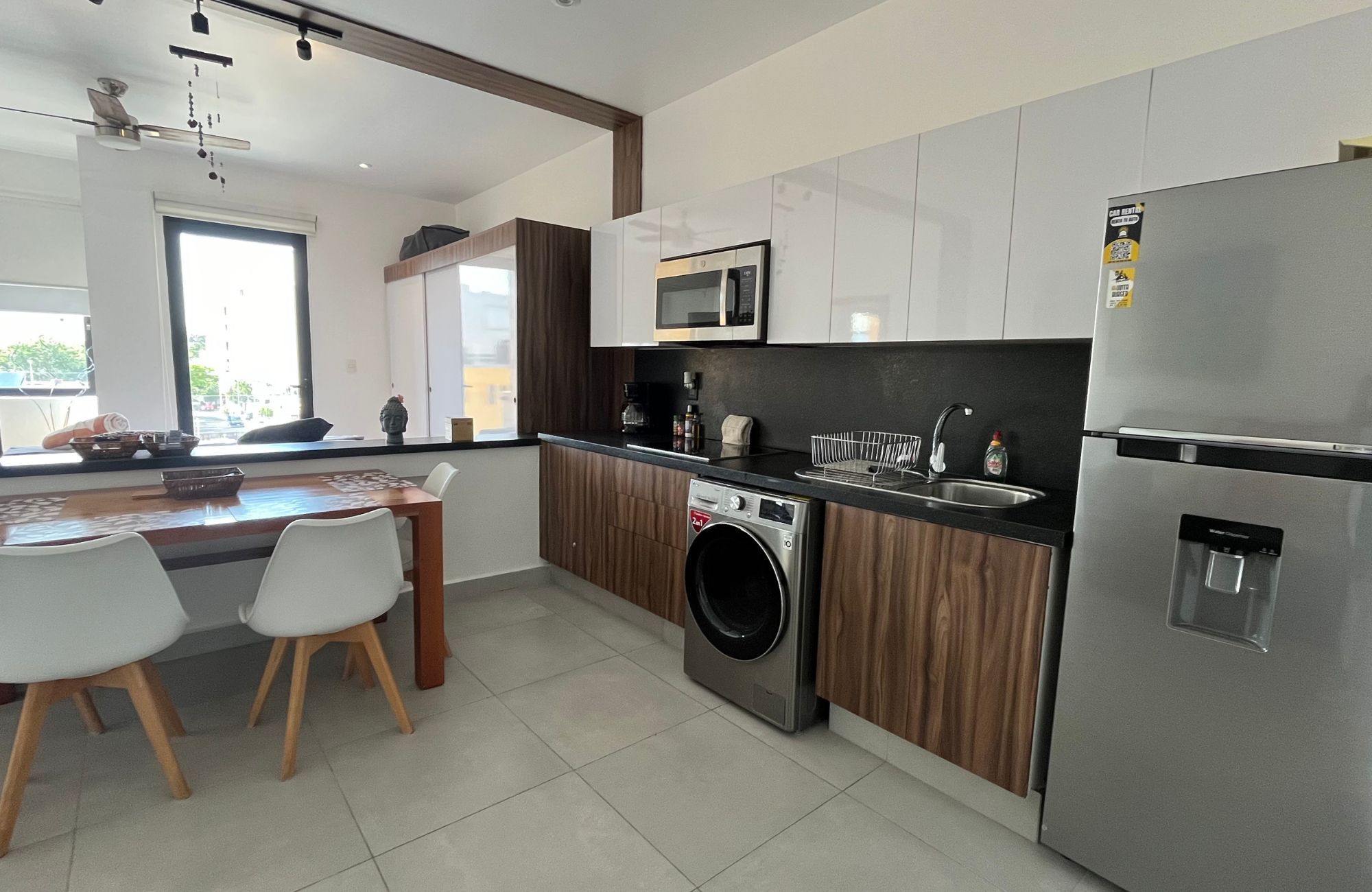 Condo with swimming lane, jacuzzi, spa, coworking, for sale near Fifth Avenue