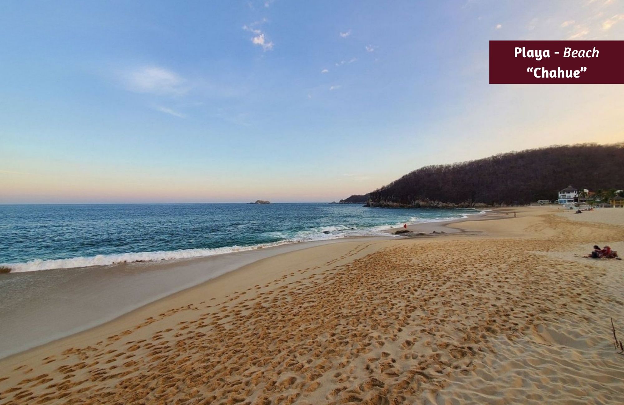 Condo steps from the marina, 3 minutes from the beach, high ceilings, infinity pool, spa, gym, children&amp;#39;s playgrpund and more