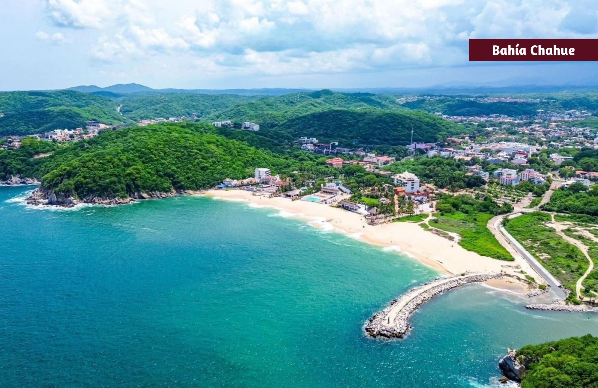 Condo steps from the marina, 3 minutes from the beach, high ceilings, infinity pool, spa, gym, children&amp;#39;s playgrpund and more