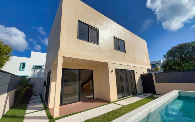 House with garden and private pool for sale, El Cielo, Playa del Carmen