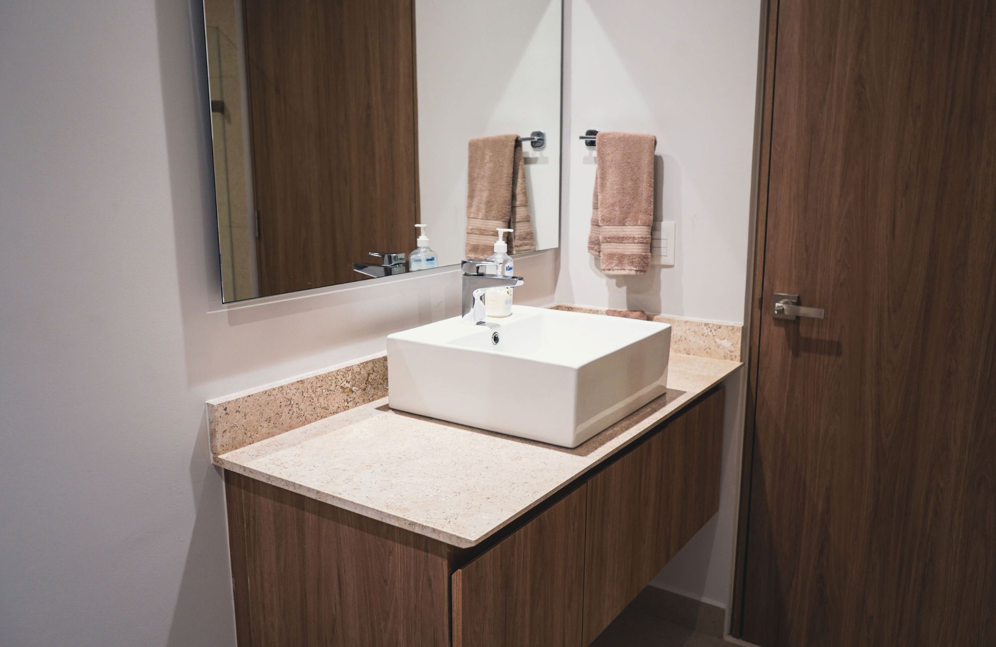 Condo with amenities, room service, commercial area boho chic