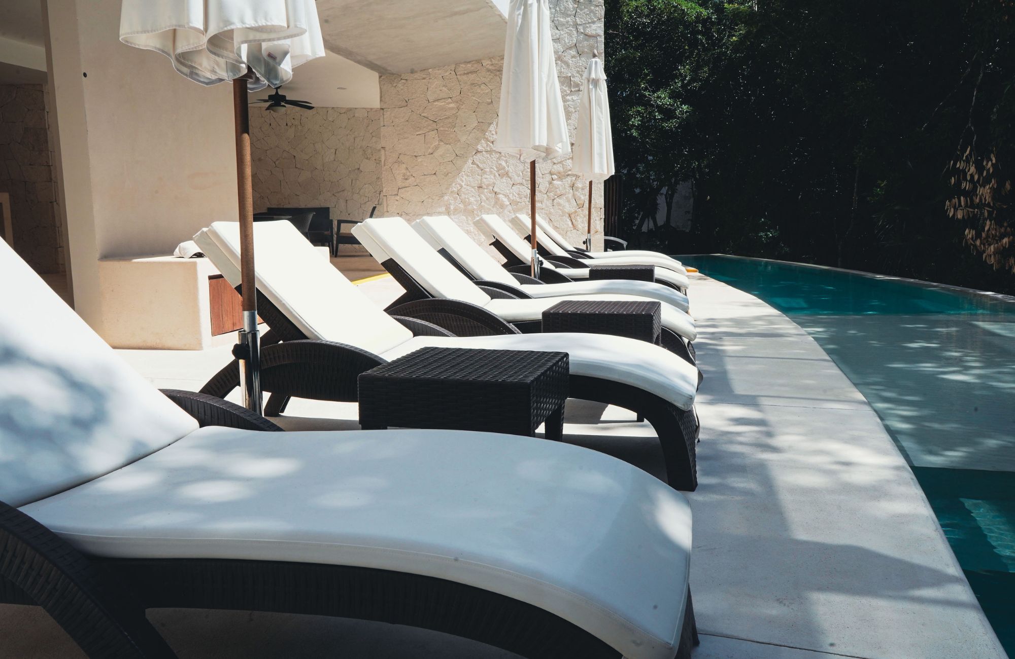 Condo with amenities, room service, commercial area boho chic