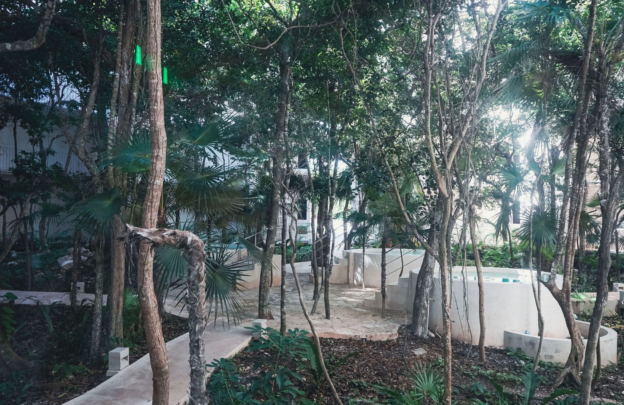 Condo with amenities, room service, commercial area boho chic