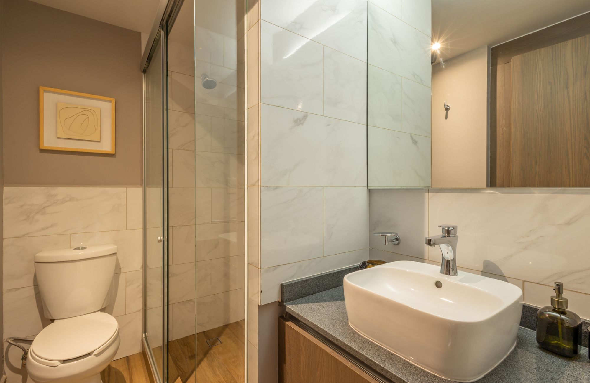 Condominio con ventanas de piso a techo en venta, Miguel Hidalgo, CDMX