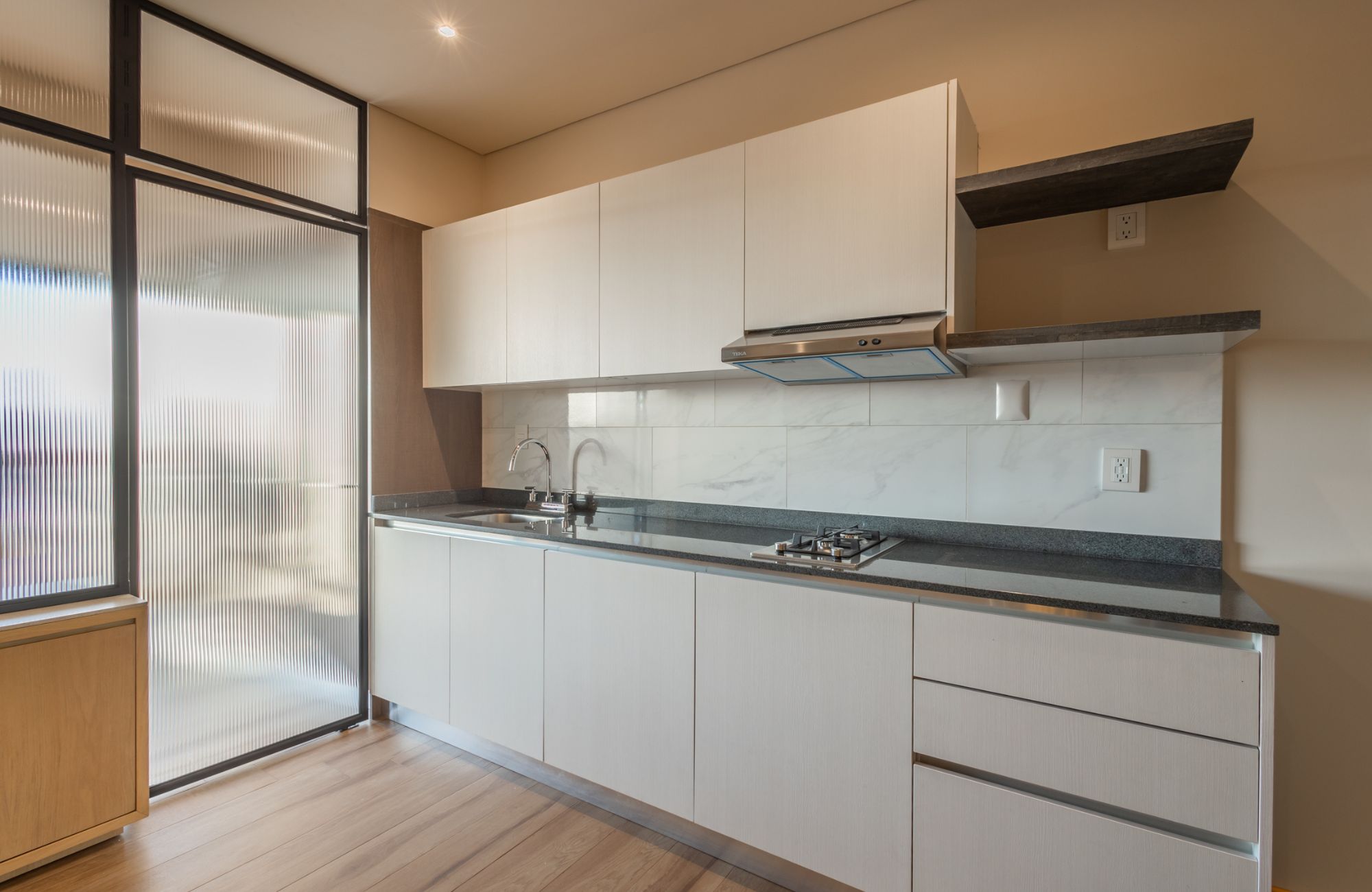 Condominio con ventanas de piso a techo en venta, Miguel Hidalgo, CDMX