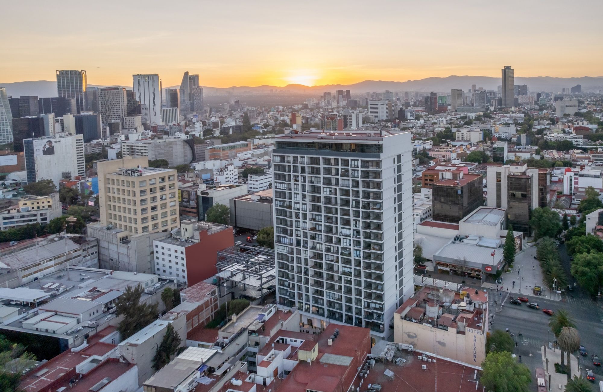 Condominio con ventanas de piso a techo en venta, Miguel Hidalgo, CDMX