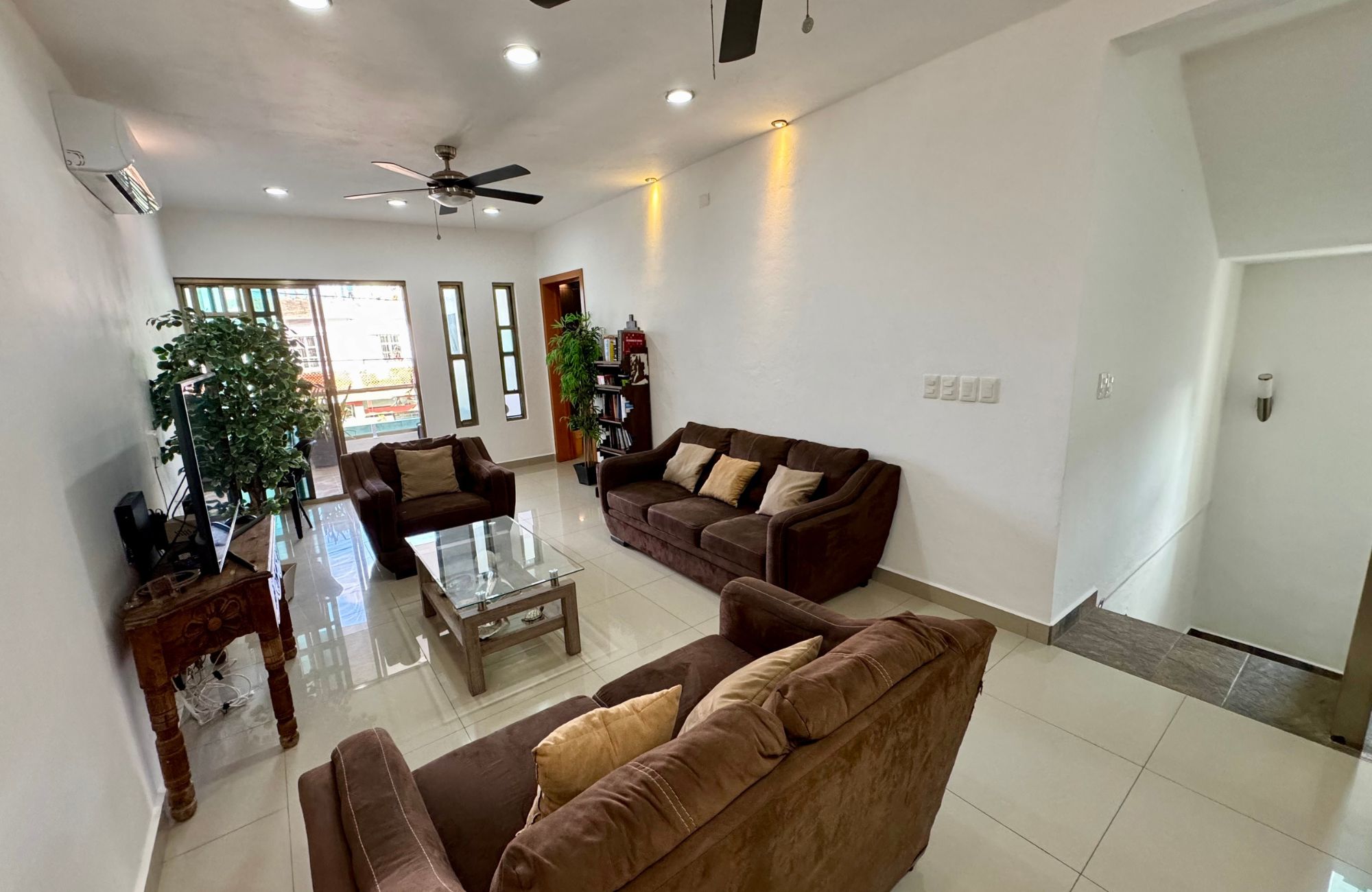 House with pool, large garden, 4 bedrooms for sale in Corpus Cristi Cozumel