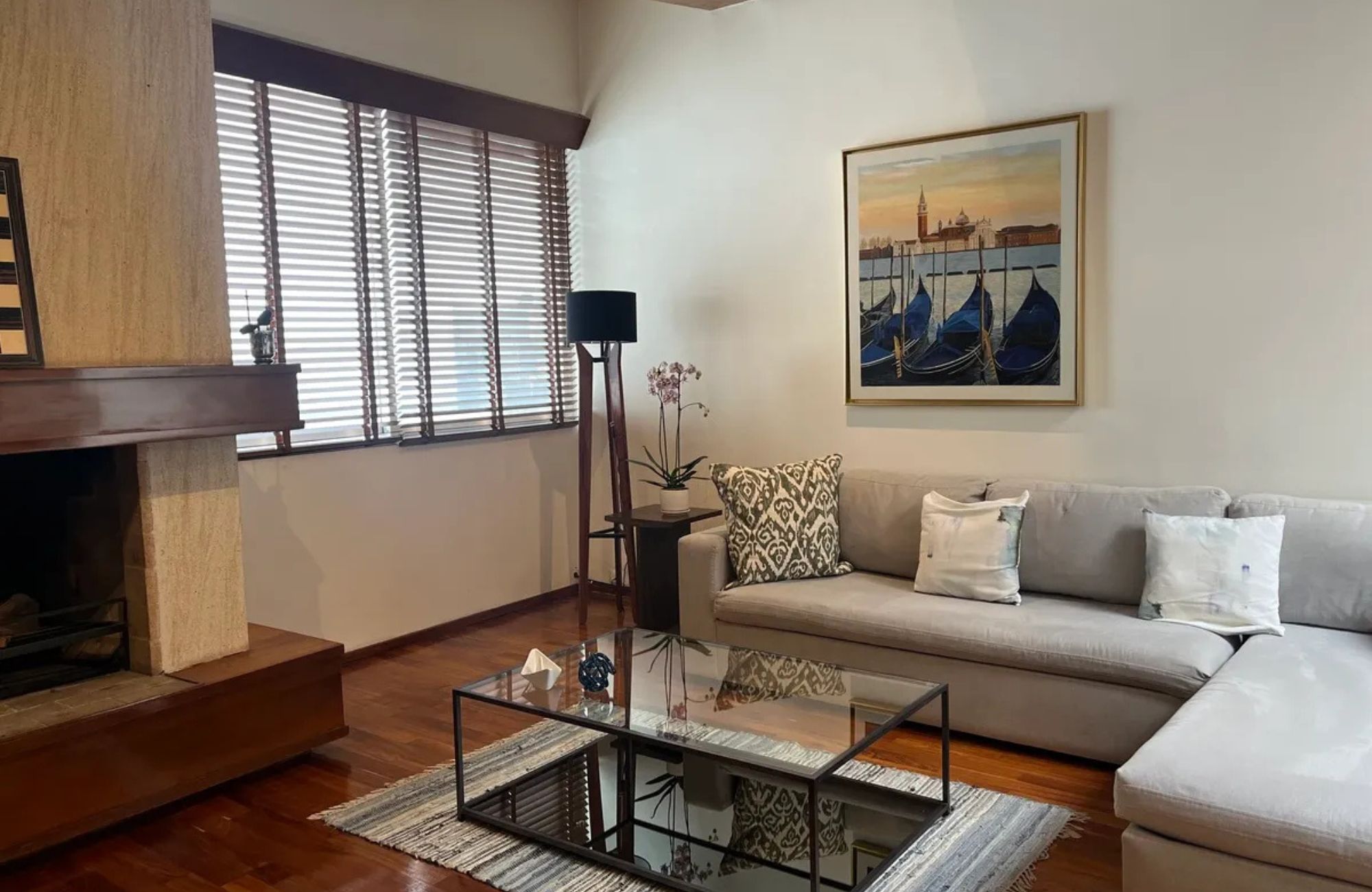 Casa amplia con espectacular jard&iacute;n en venta, Bosques de las Lomas, CDMX
