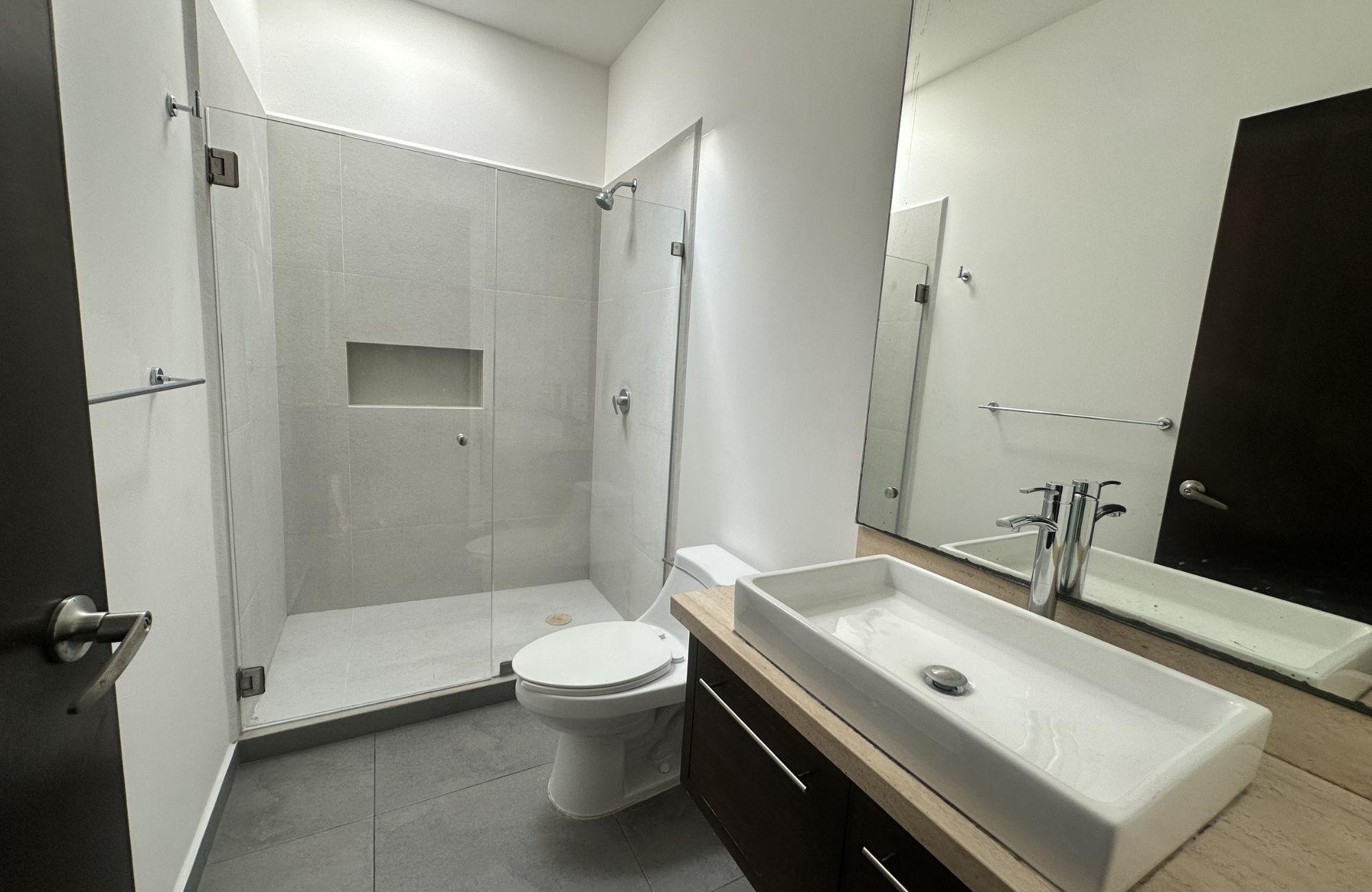 Casa con alberca privada, en venta, Residencial Rio, Huayac&aacute;n, Canc&uacute;n