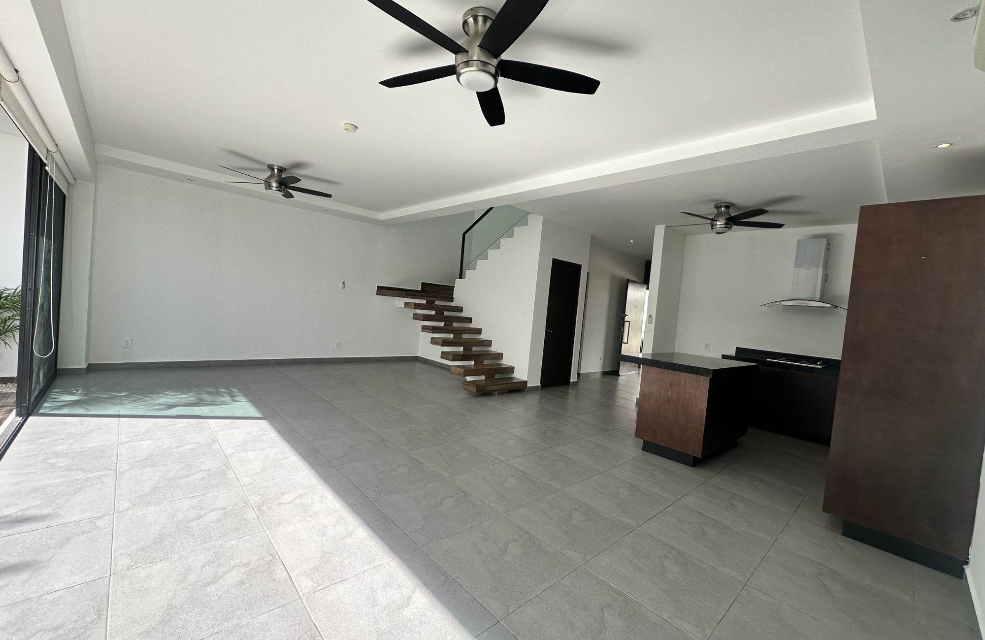 Casa con alberca privada, en venta, Residencial Rio, Huayac&aacute;n, Canc&uacute;n