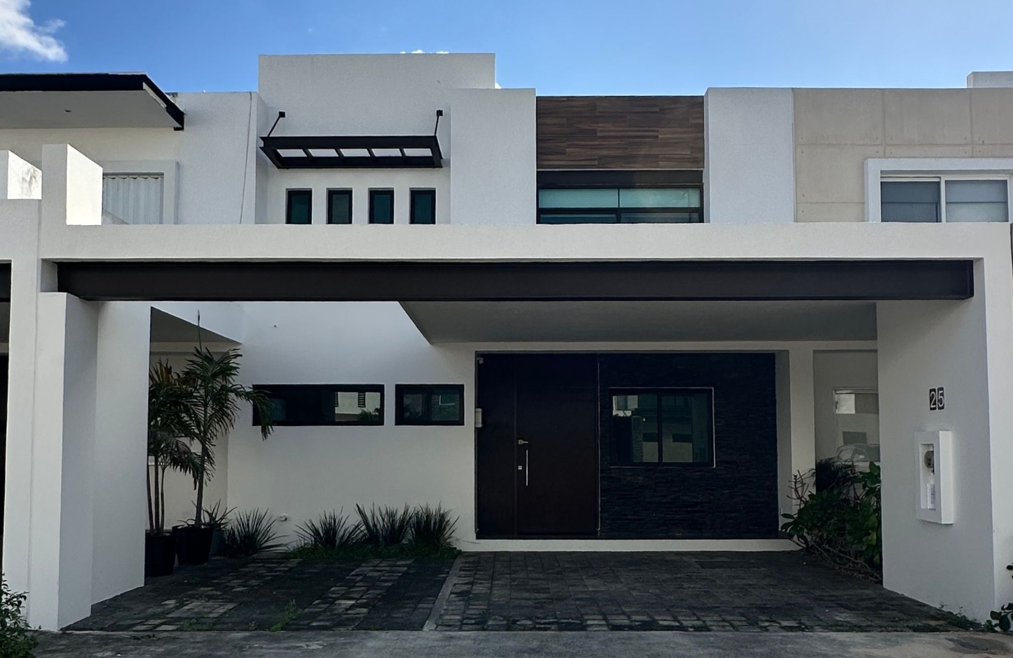 Casa con alberca privada, en venta, Residencial Rio, Huayac&aacute;n, Canc&uacute;n