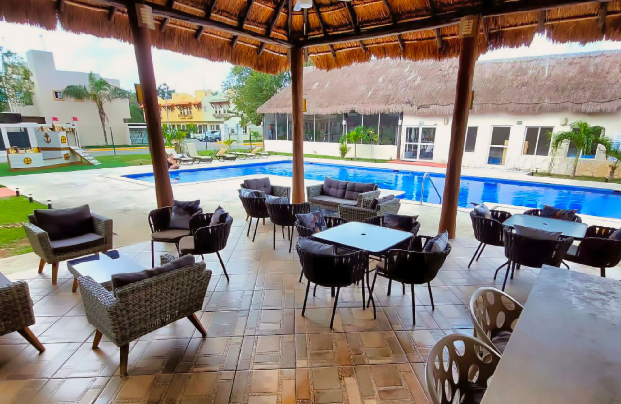 Loft with Balcony, coworking, jacuzzi, for Sale, Playa del Carmen