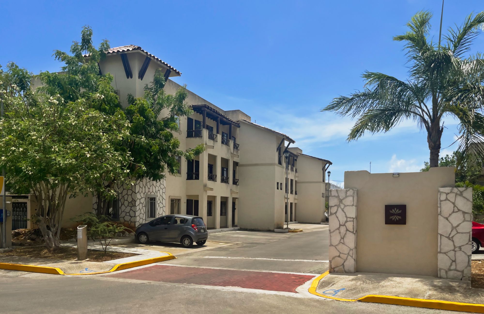 Loft with Balcony, coworking, jacuzzi, for Sale, Playa del Carmen