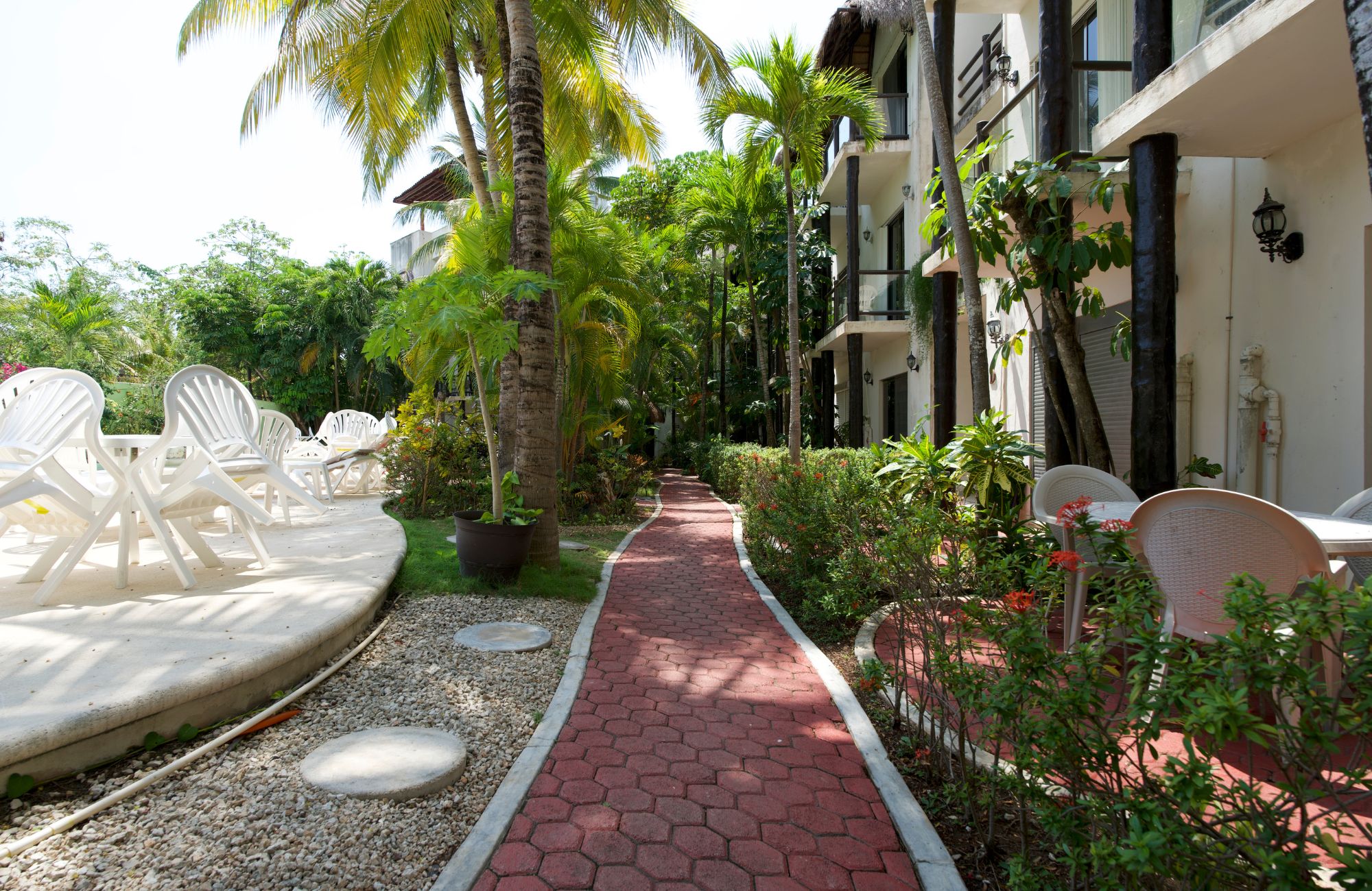 Furnished penthouse in Mexican Caribbean style steps from the beach, for sale