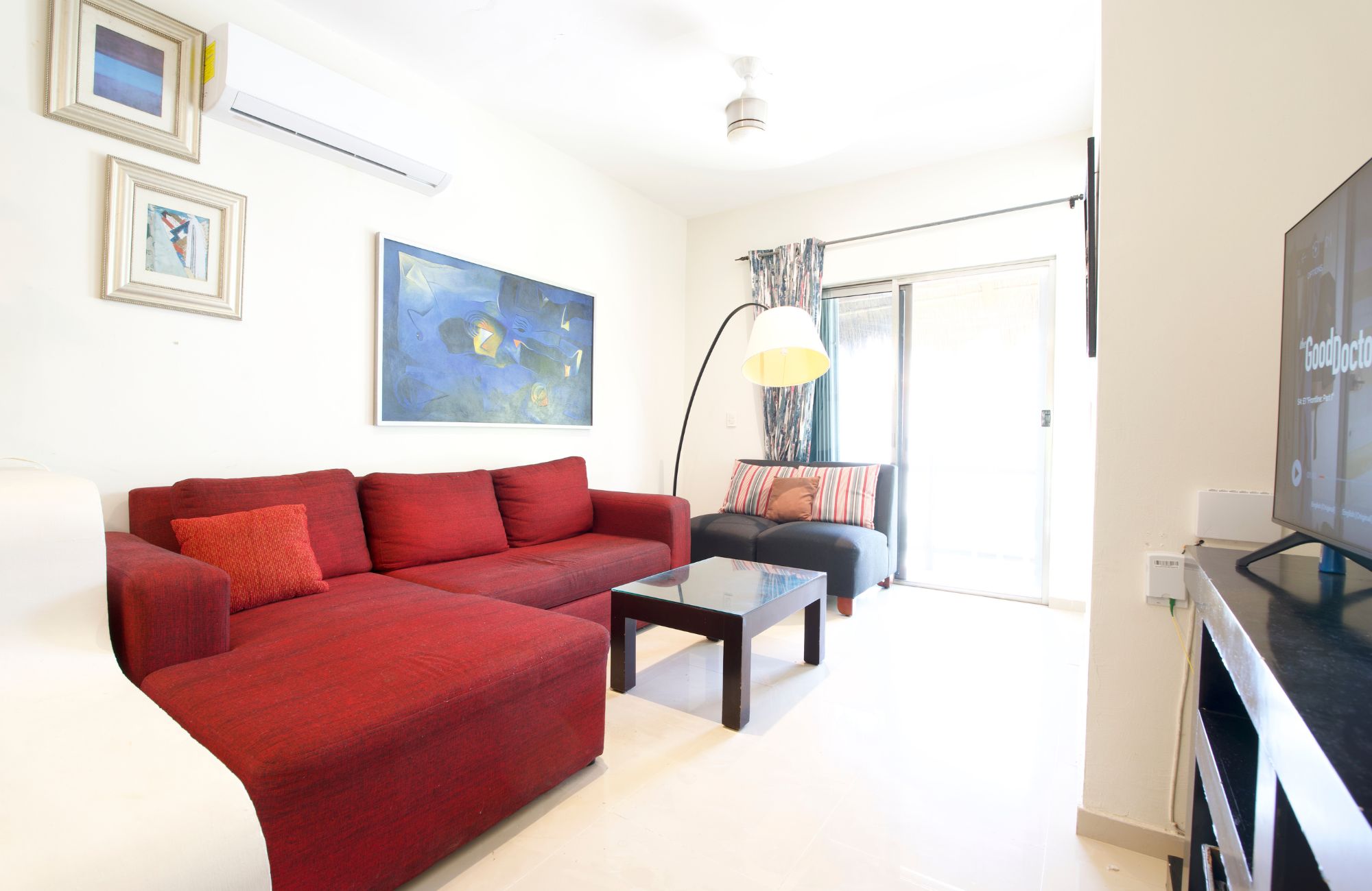 Furnished penthouse in Mexican Caribbean style steps from the beach, for sale