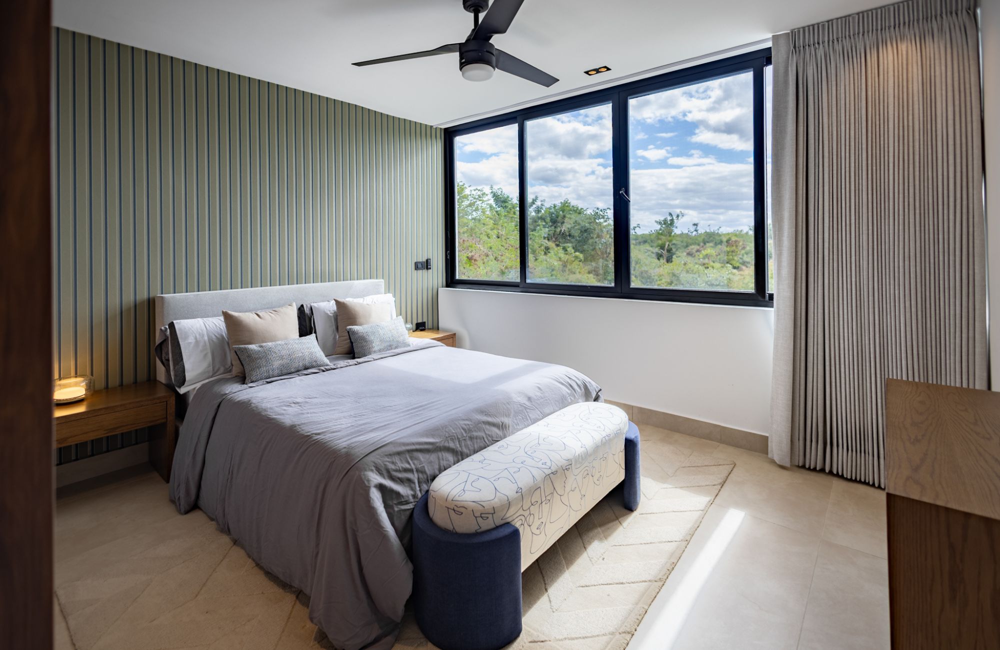 House with Covered Terrace and Private Pool for Sale in Temoz&oacute;n Norte, M&eacute;rida