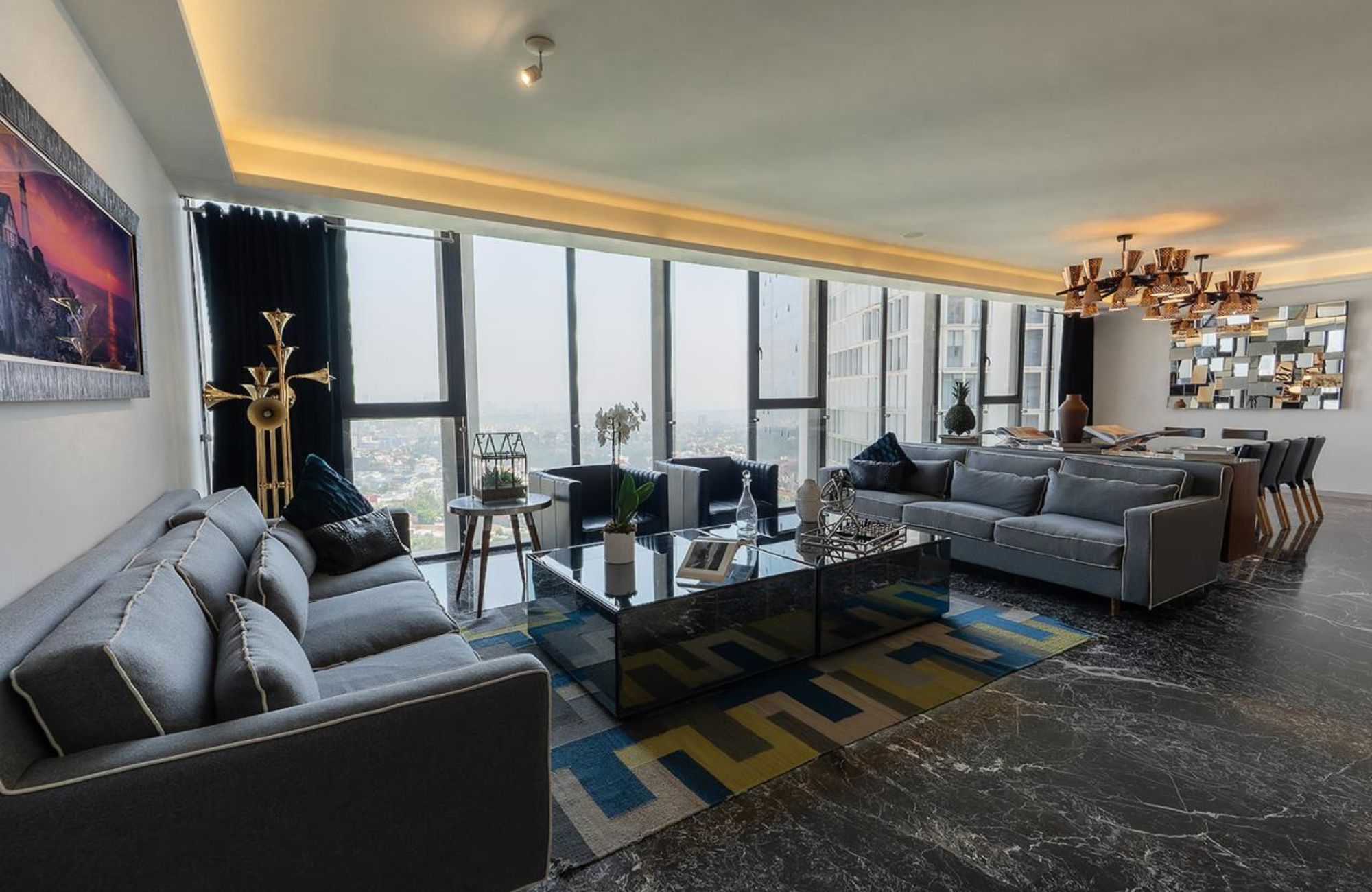 383 m2 apartment with family room, maids room, laundry area, 30 amenities, 13,000 m2 of green areas, in Fuentes del Pedregal, for sale