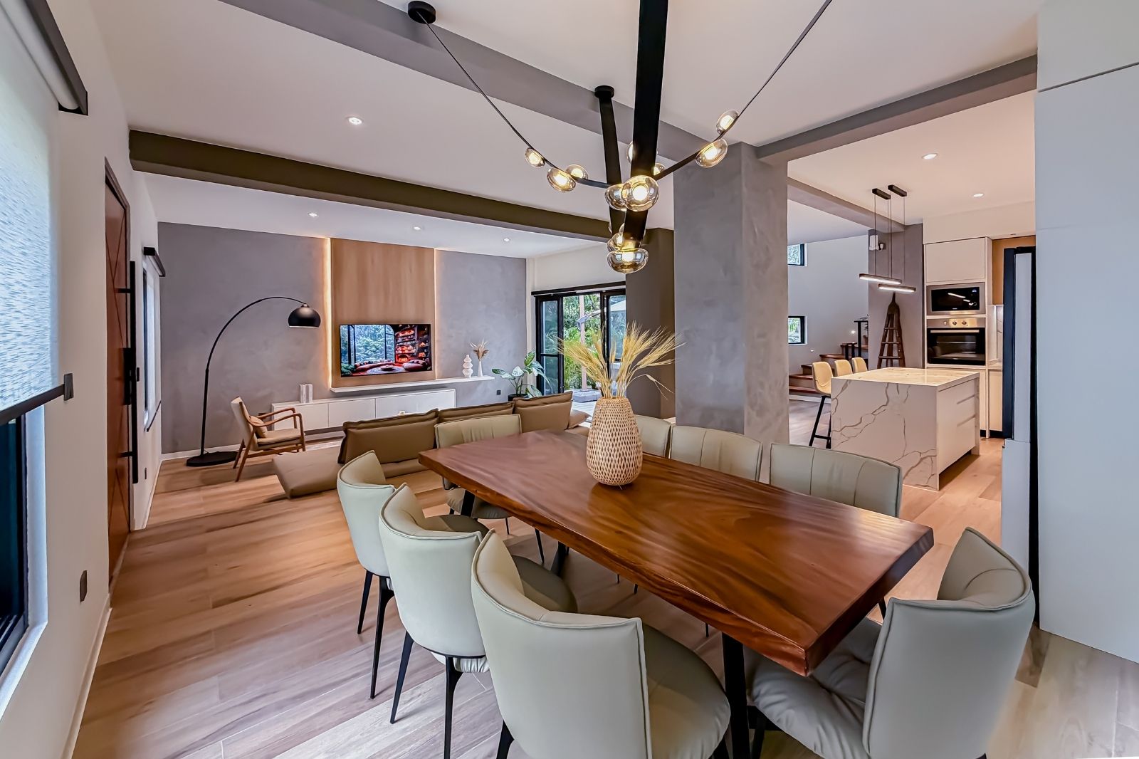 Luxury Remodeled Villa with Private Pool and Golf Course Views for Sale