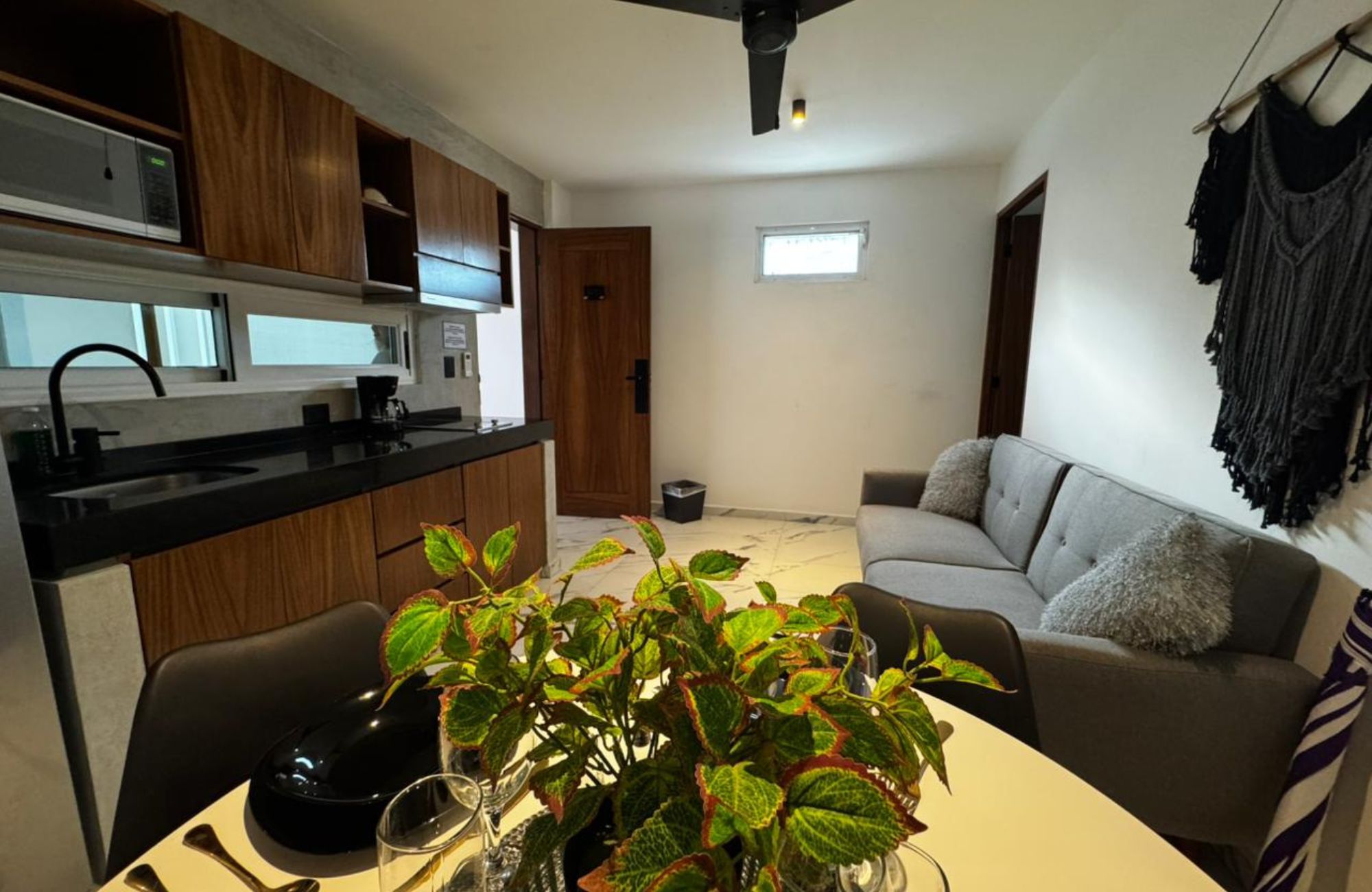 Studio close to the beach and Fifth Avenue for sale, Centro, Playa del Carmen