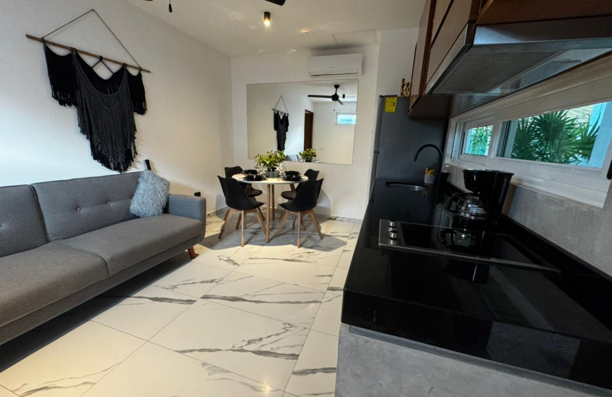 Studio close to the beach and Fifth Avenue for sale, Centro, Playa del Carmen
