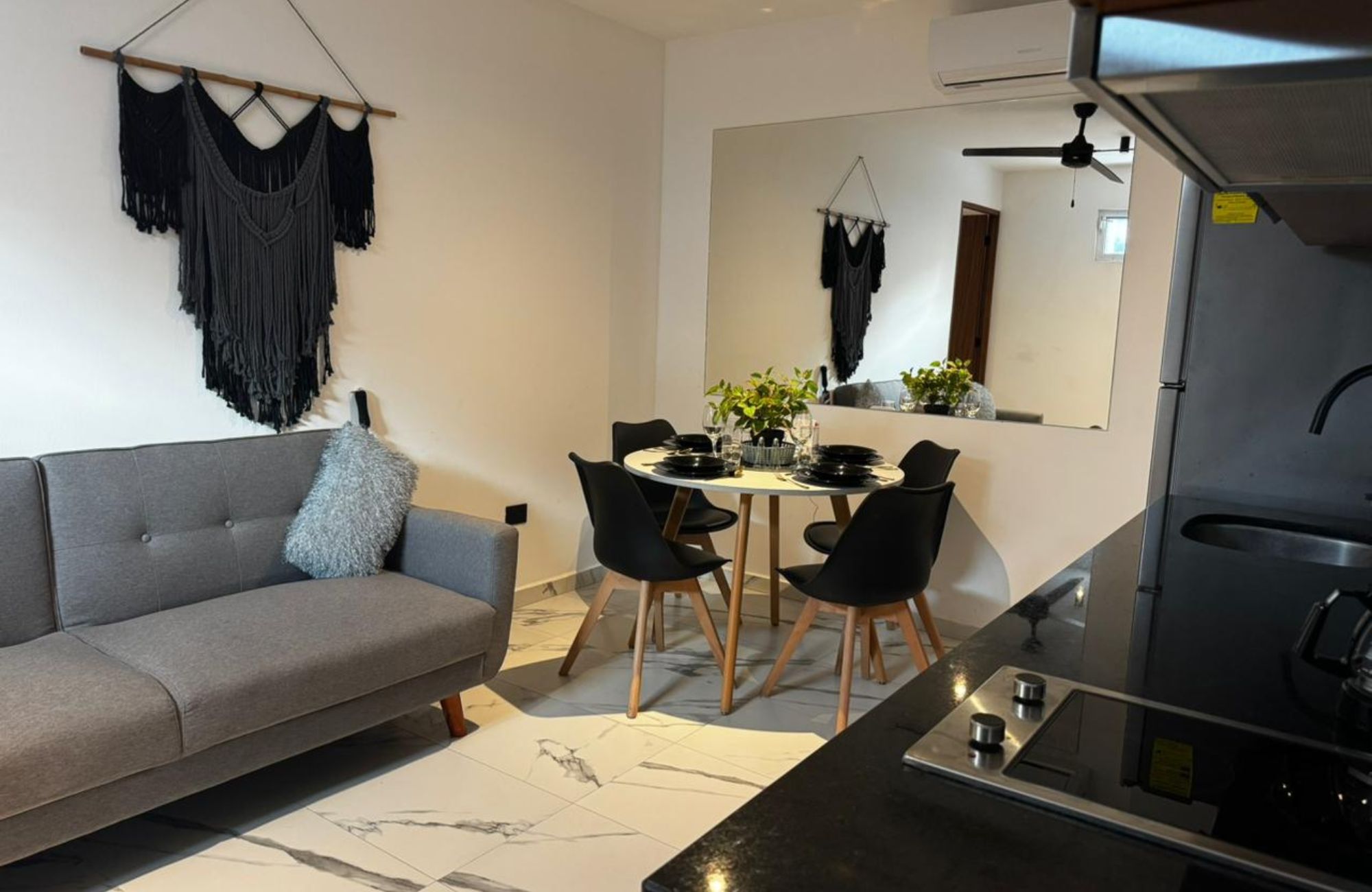 Studio close to the beach and Fifth Avenue for sale, Centro, Playa del Carmen