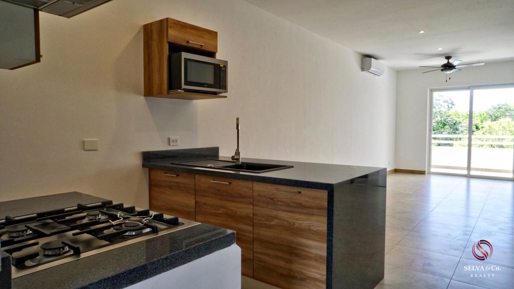 Studio with terrace, grill and private outdoor dining area, eco technology, electric bicycles, spa, 700 m2 of swimming pools