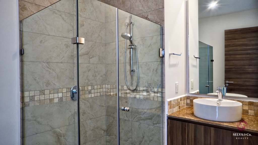 Studio with terrace, grill and private outdoor dining area, eco technology, electric bicycles, spa, 700 m2 of swimming pools