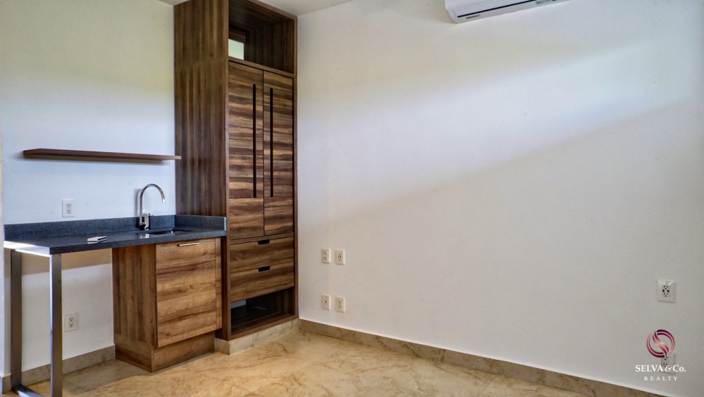 Studio with terrace, grill and private outdoor dining area, eco technology, electric bicycles, spa, 700 m2 of swimming pools