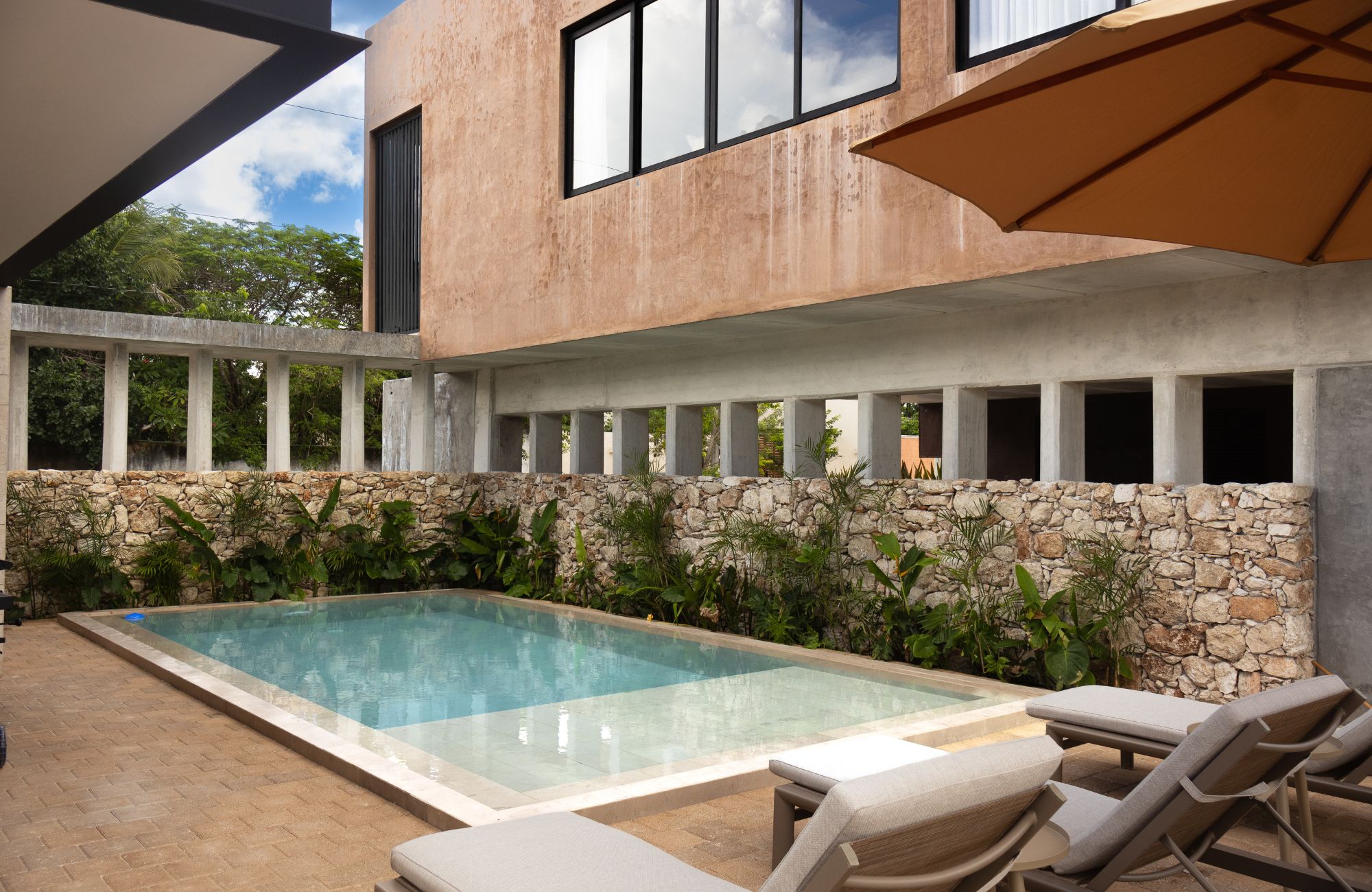 Condominium with garden, pool, terrace, sale, Zona Campestre, M&eacute;rida.