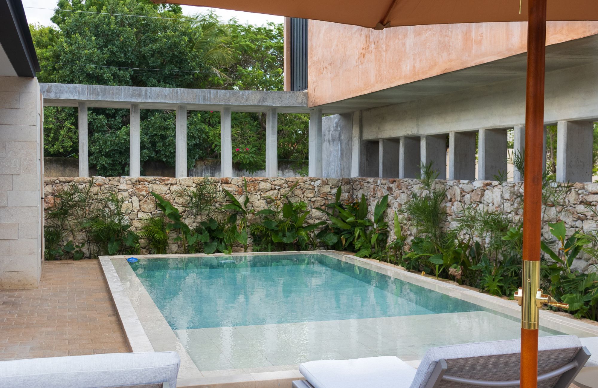 Condominium with garden, pool, terrace, sale, Zona Campestre, M&eacute;rida.