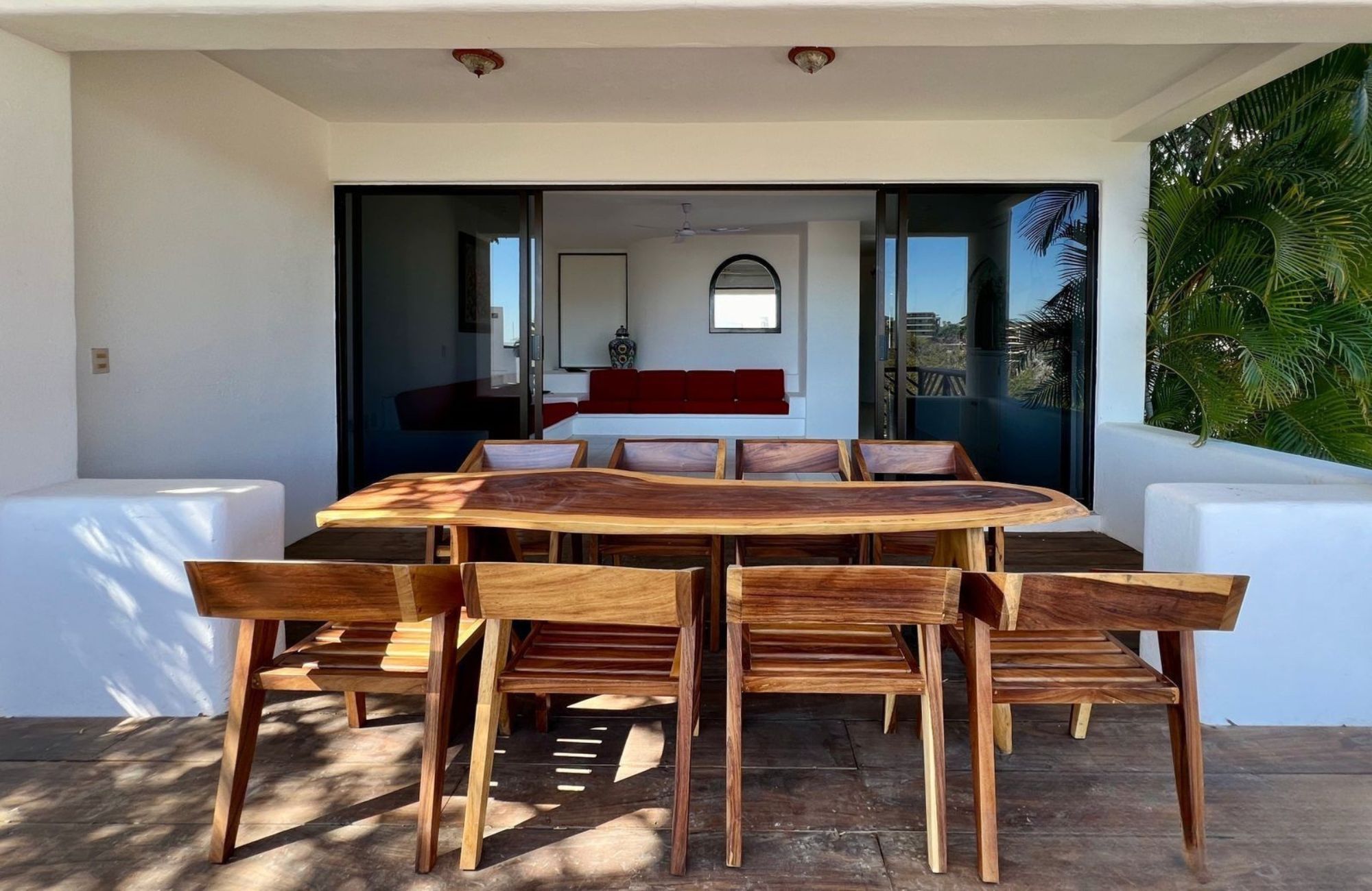 Casa con alberca, terraza, doble altura, sala de tv, en venta Sector O, Huatulco