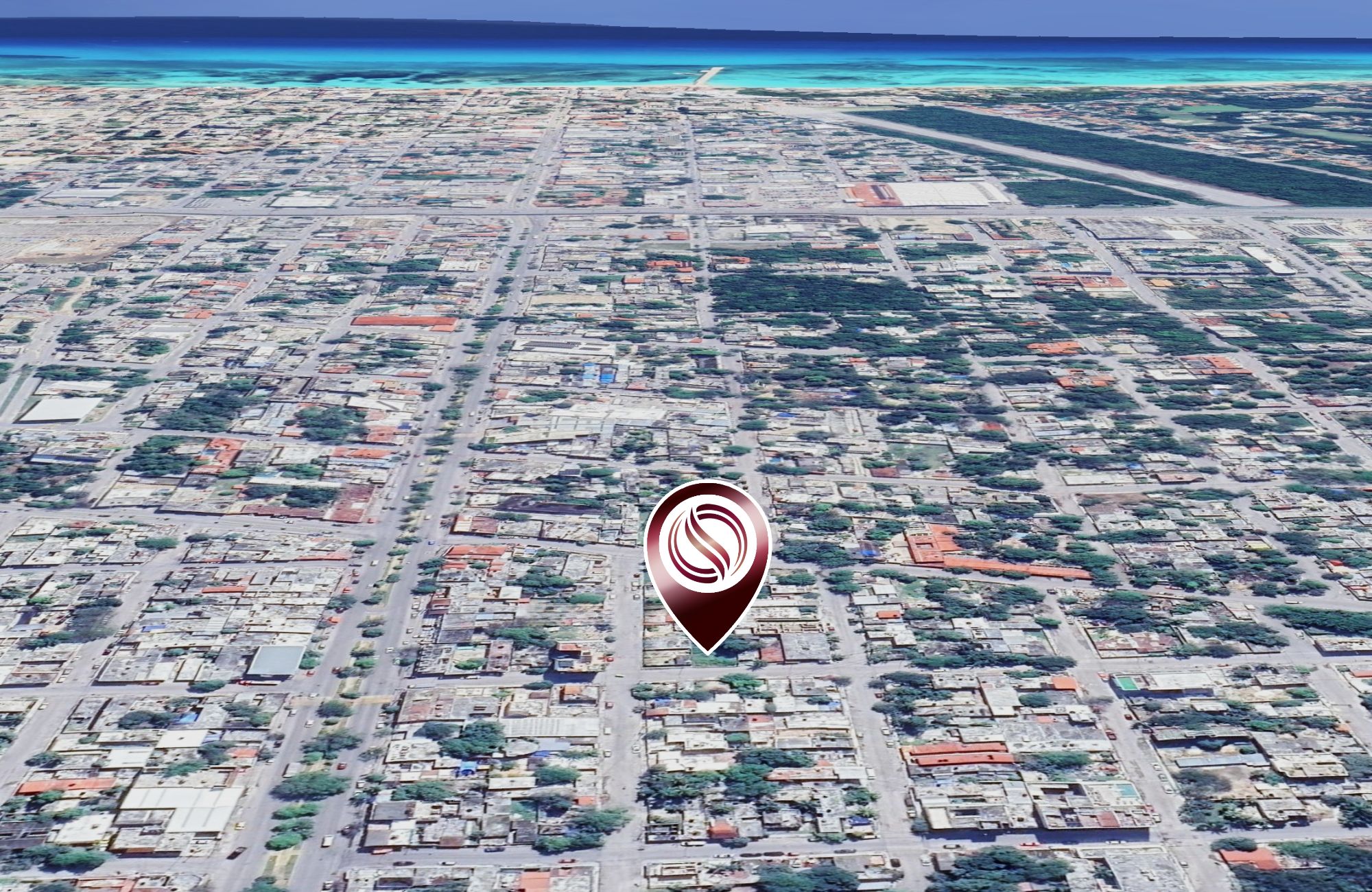 Land in a private residential community with a clubhouse, sports courts, swimming pool, and dog areas for sale in Playa del Carmen.