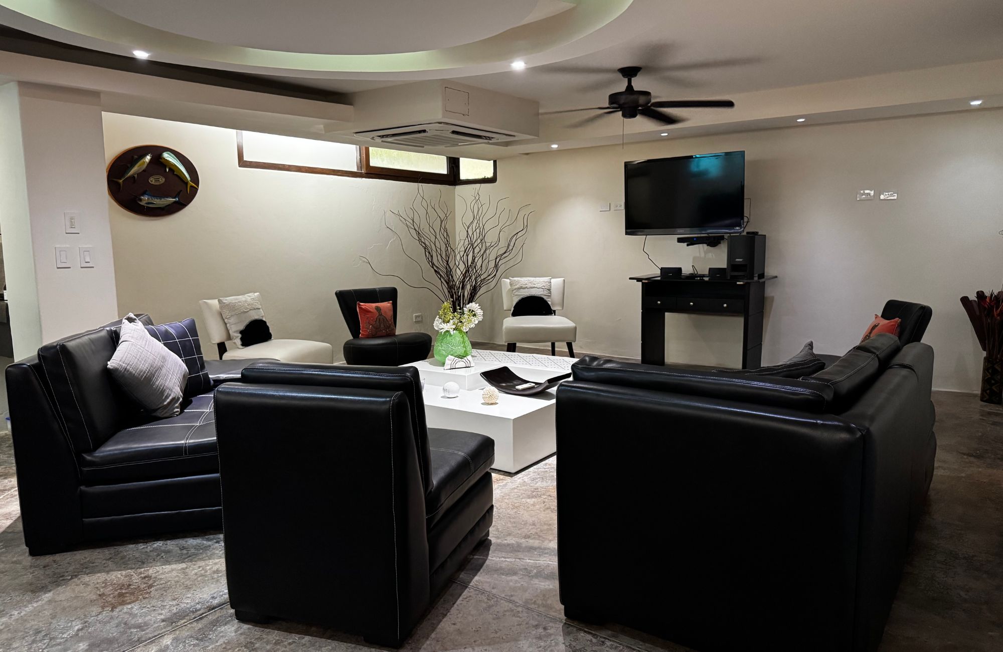 Luxury residence steps from the beach with golf course access, for sale
