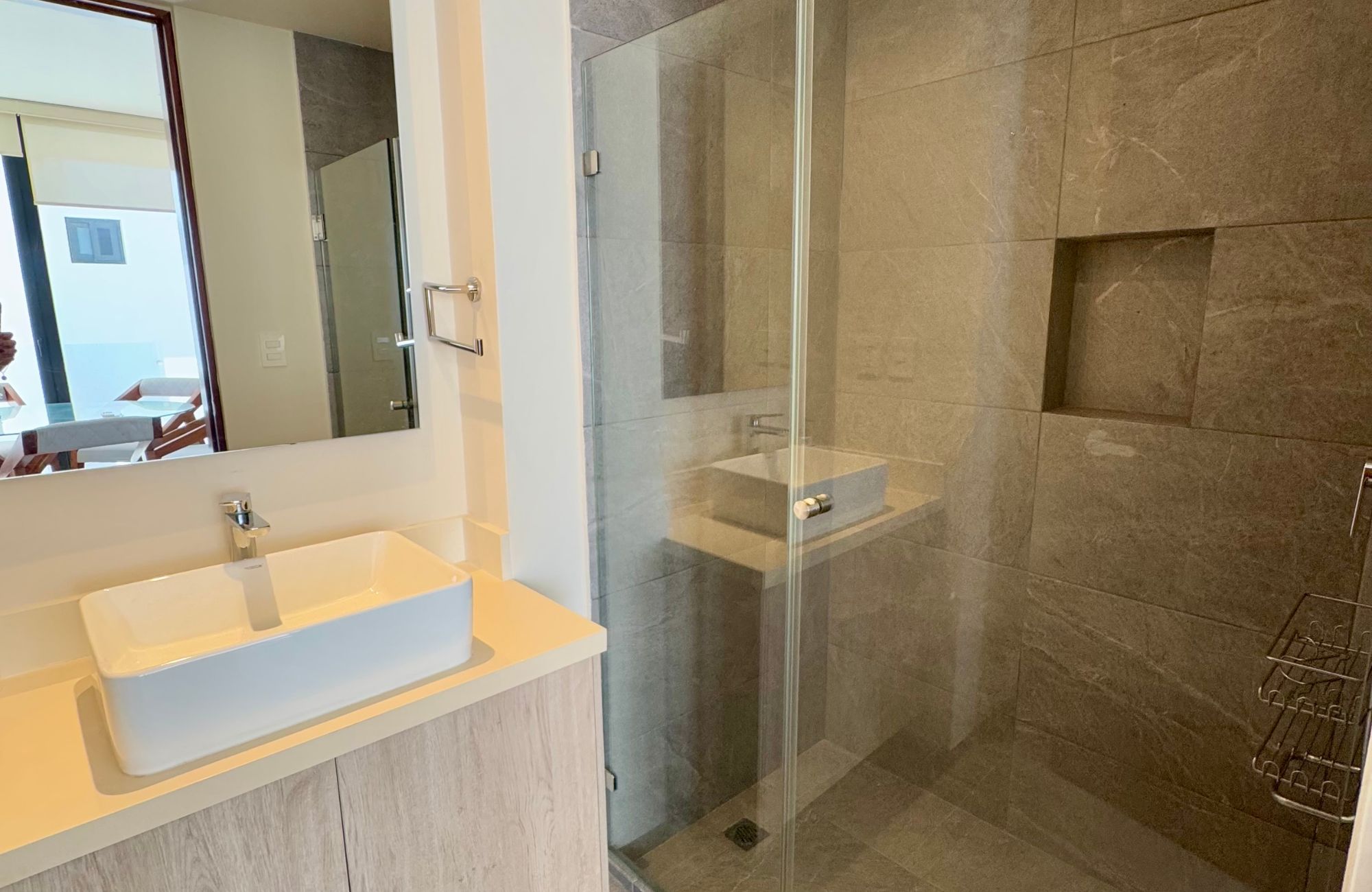 Condominium with garden, pool, paddle tennis court, North Hotel Zone, Cozumel.