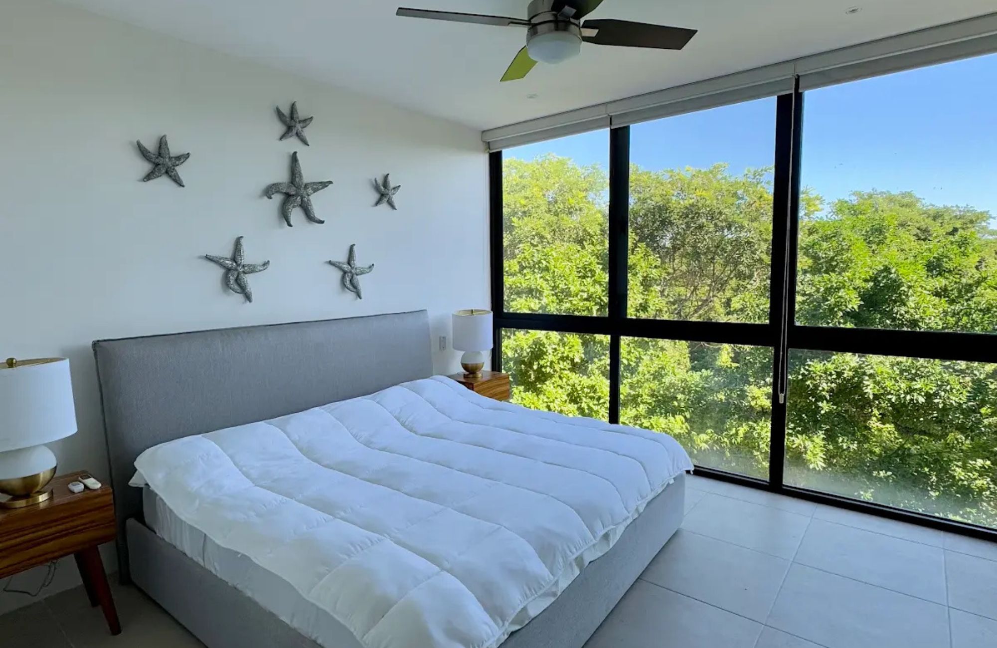 Condominium with garden, pool, paddle tennis court, North Hotel Zone, Cozumel.