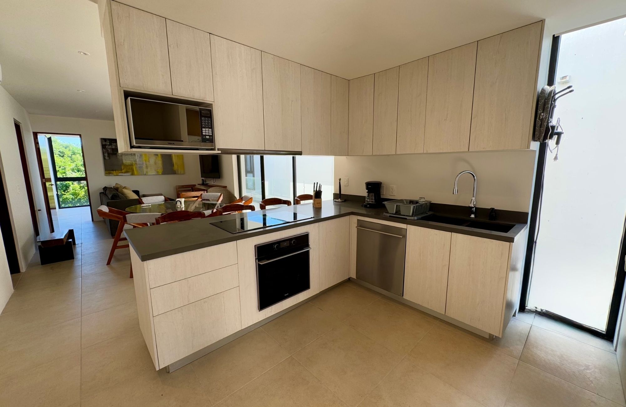 Condominium with garden, pool, paddle tennis court, North Hotel Zone, Cozumel.