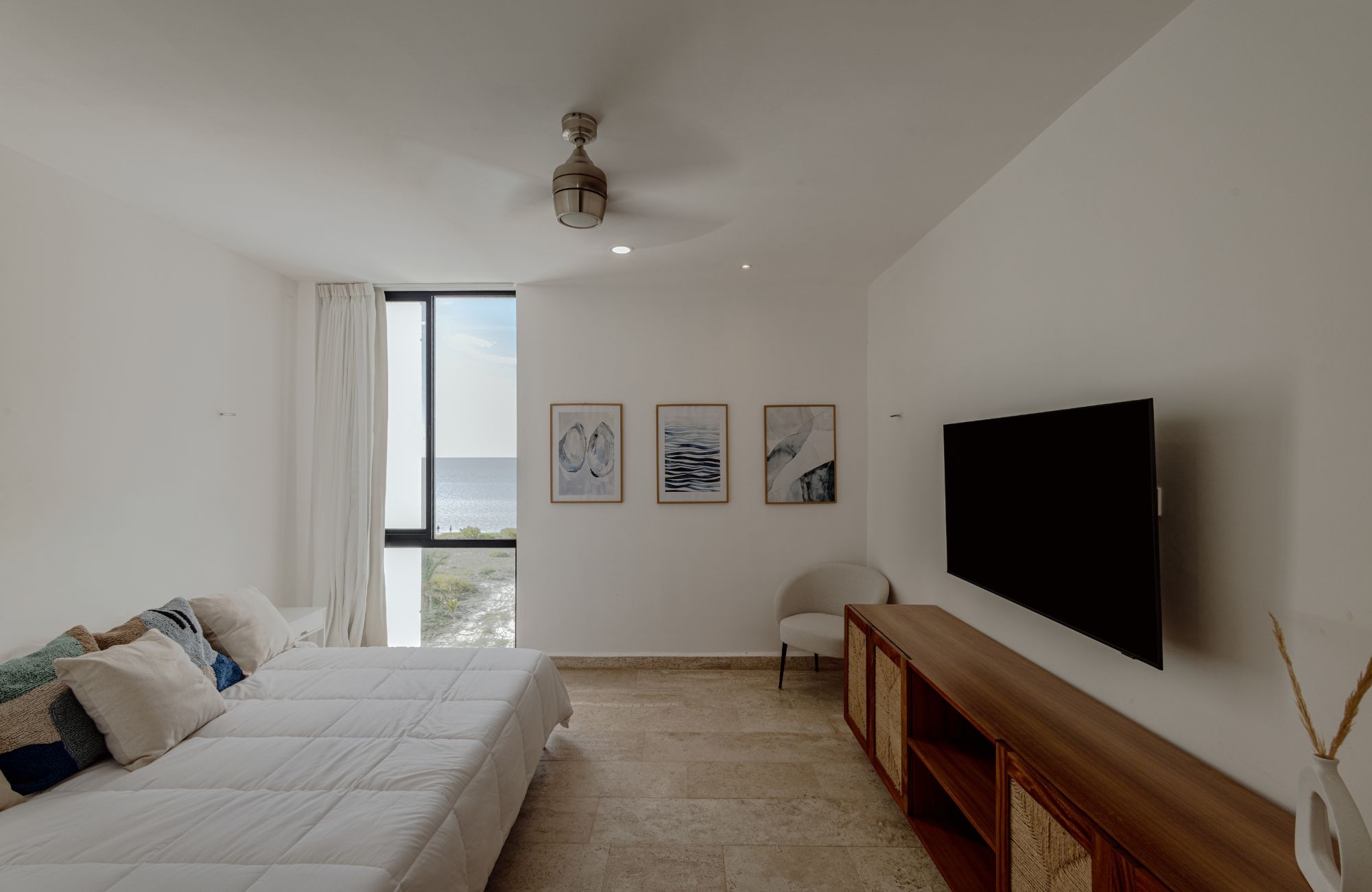 Oceanfront condo with premium amenities for sale, Chuburn&aacute;, Yucat&aacute;n