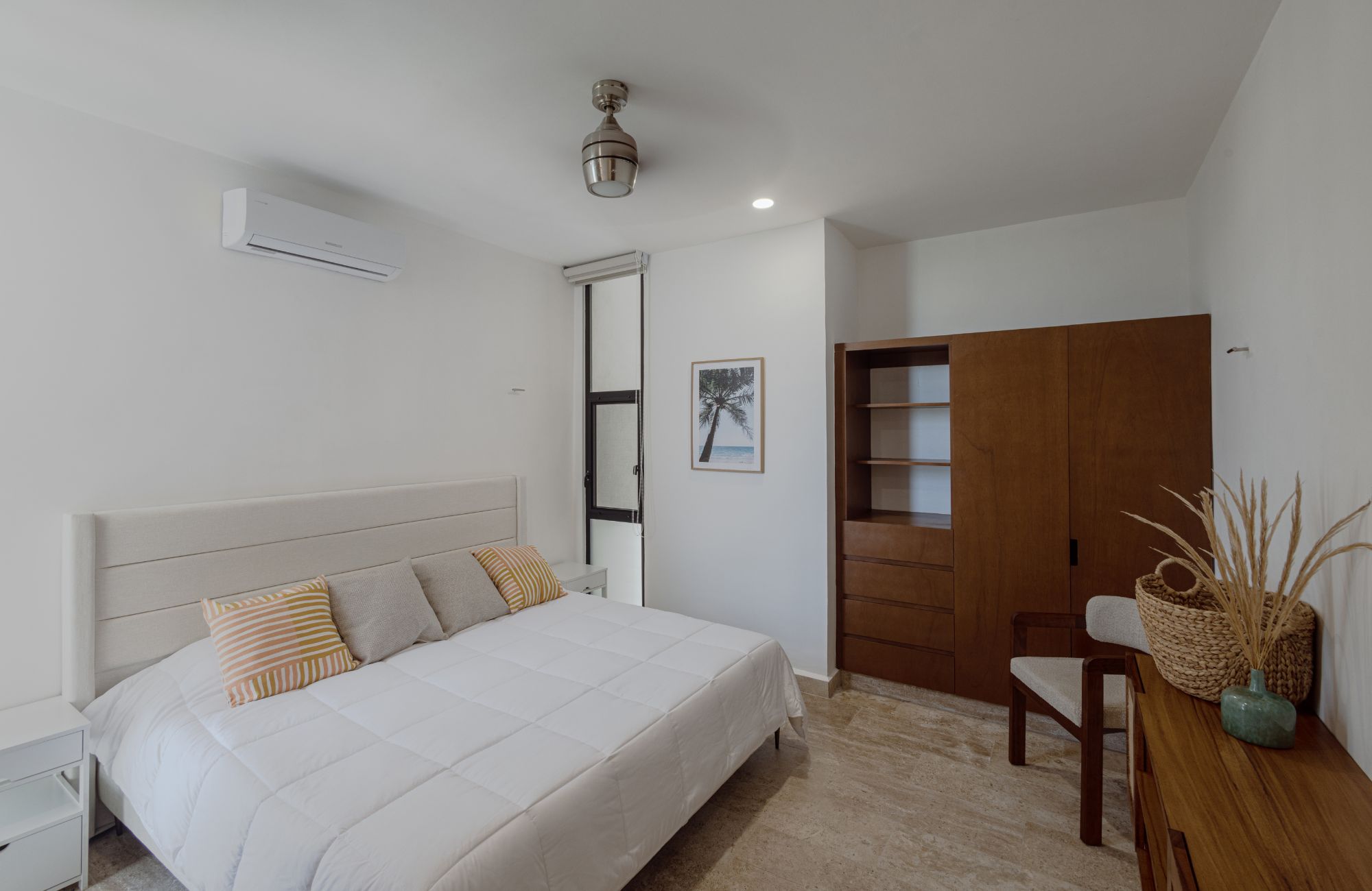 Condo de lujo con terraza y alberca privada, en venta, Xcanat&uacute;n, M&eacute;rida.
