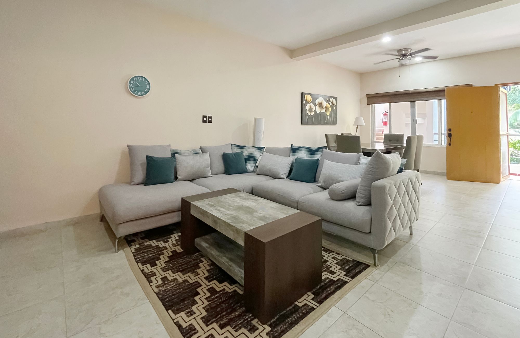 Departamento a 250 metros de la playa, entrega inmediata, venta Playa del Carmen