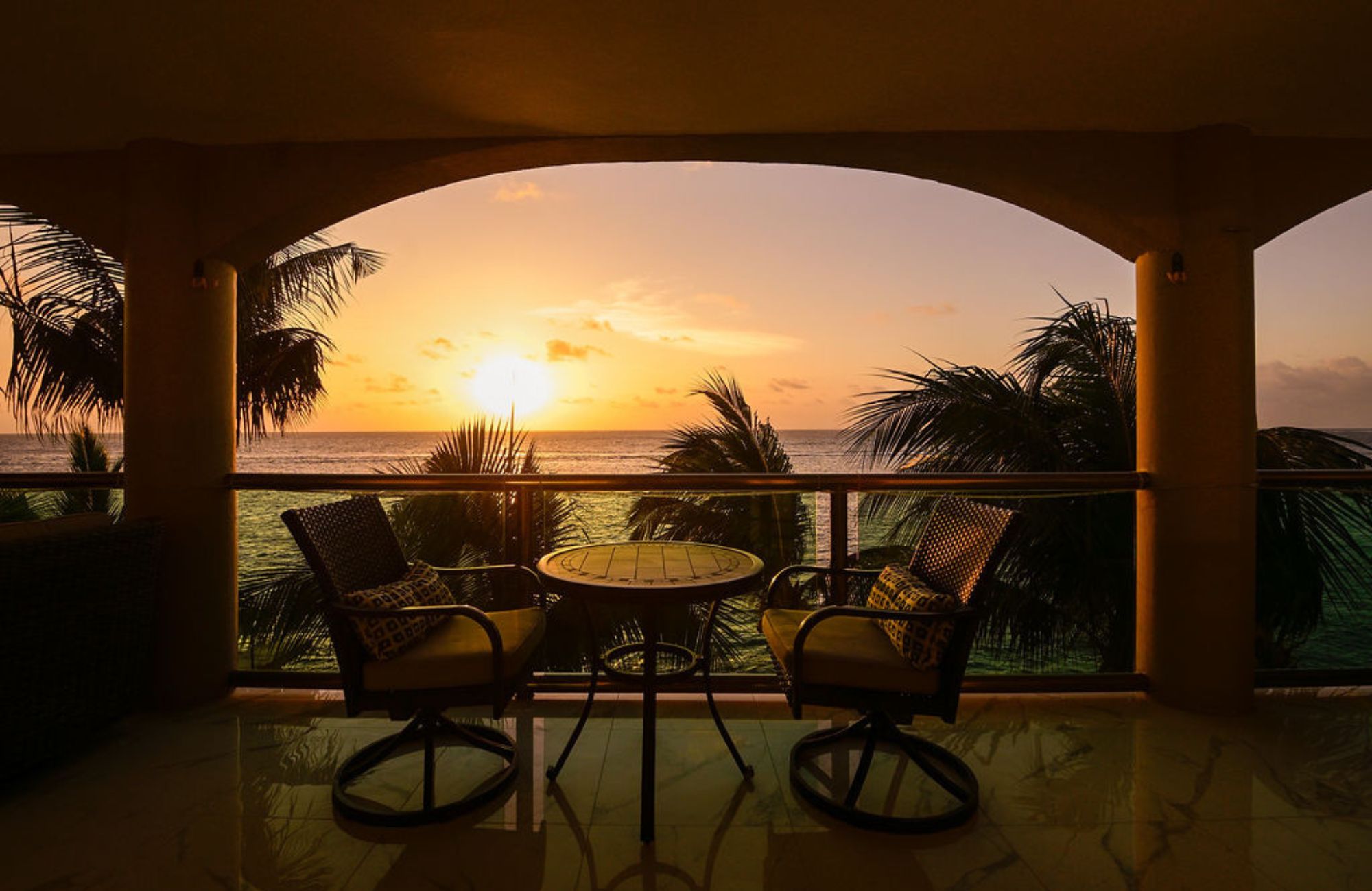 Oceanfront Apartment, Jacuzzi, Gym, Pre-construction, Sea Boardwalk, Cozumel